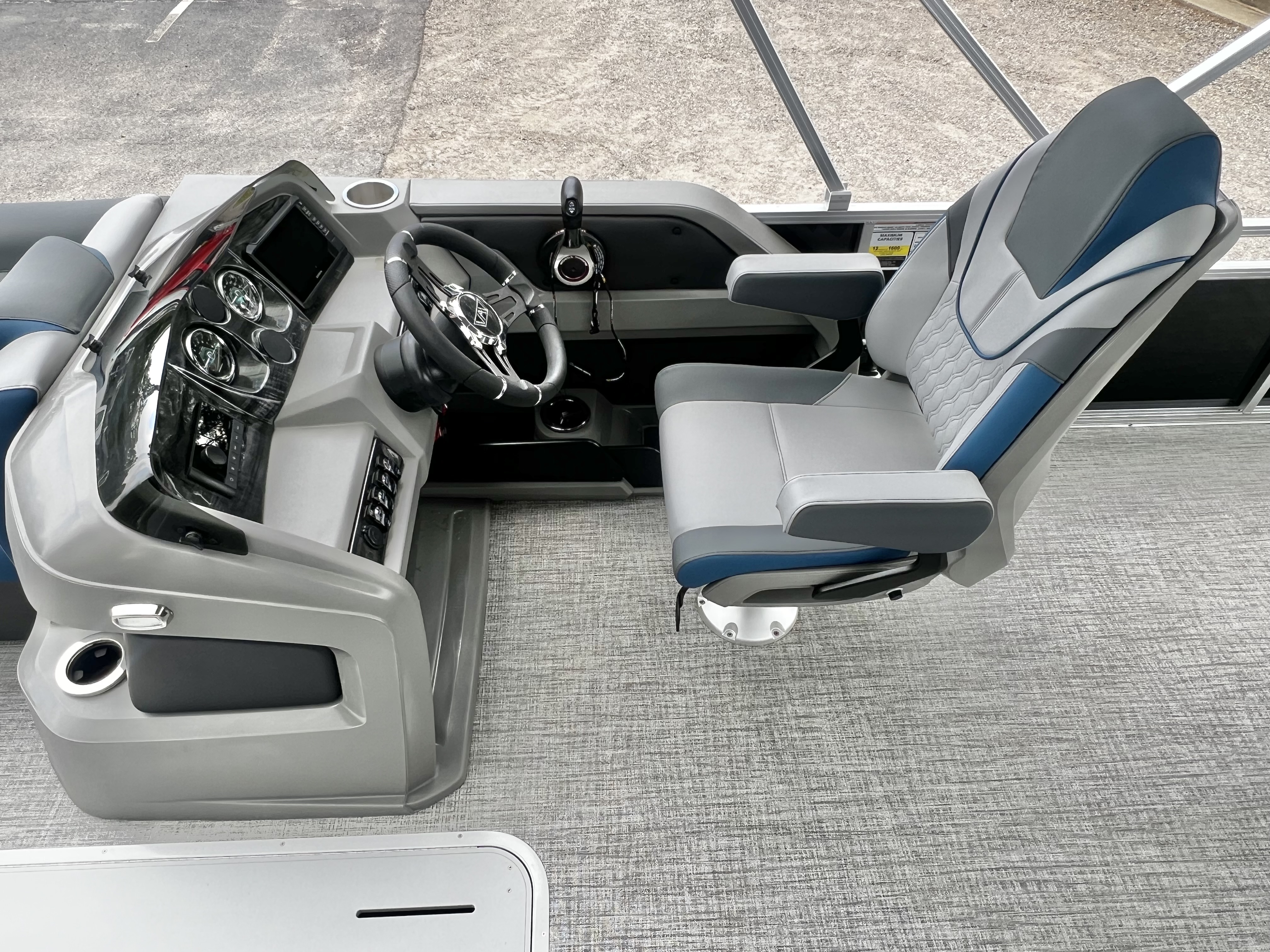2026 Avalon LSZ 23' Cruise Triple-Toon - IN STOCK - $67,924
