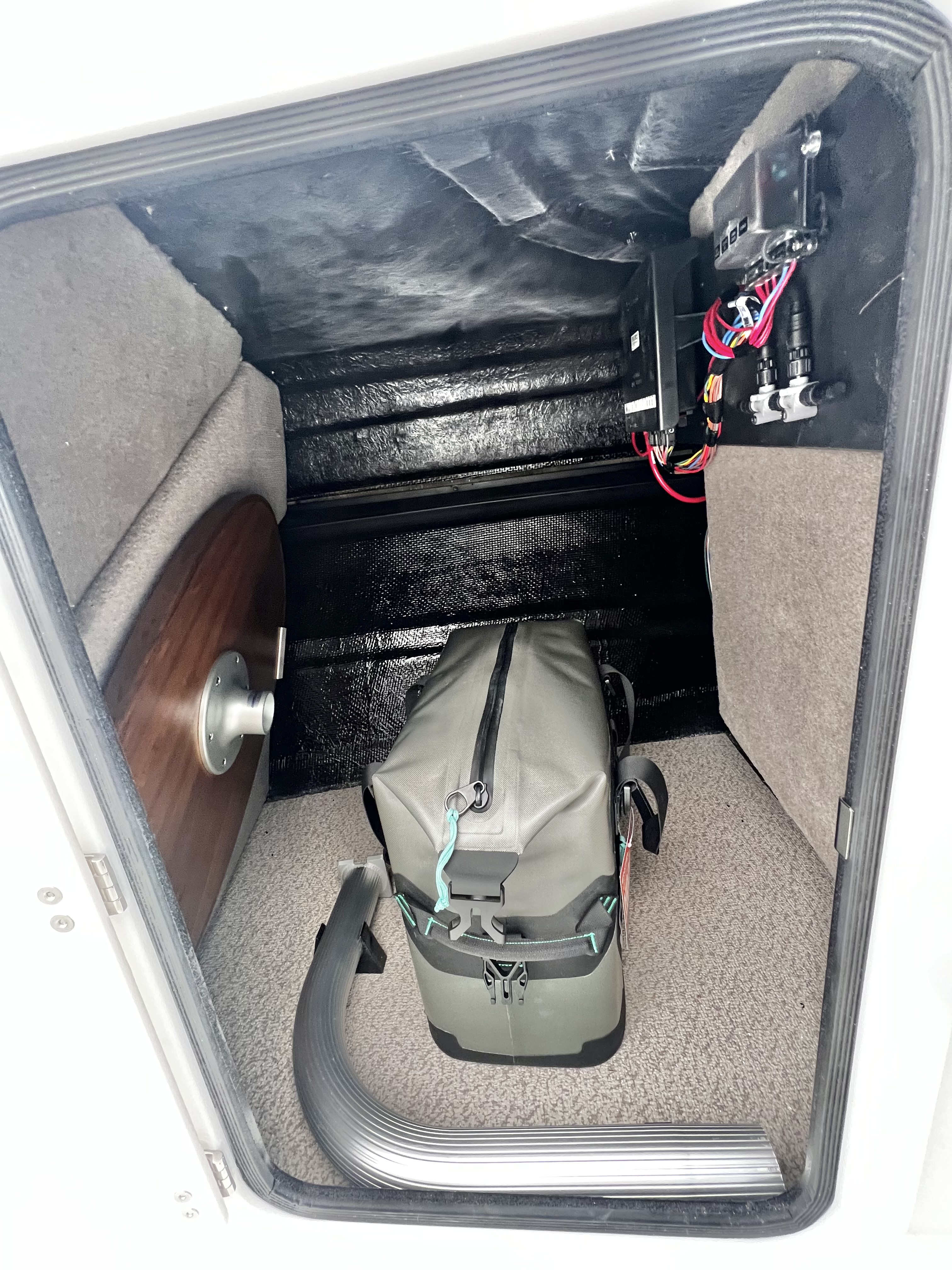 2026 Stingray 211DC (Dual Console) - $74,749 - IN STOCK