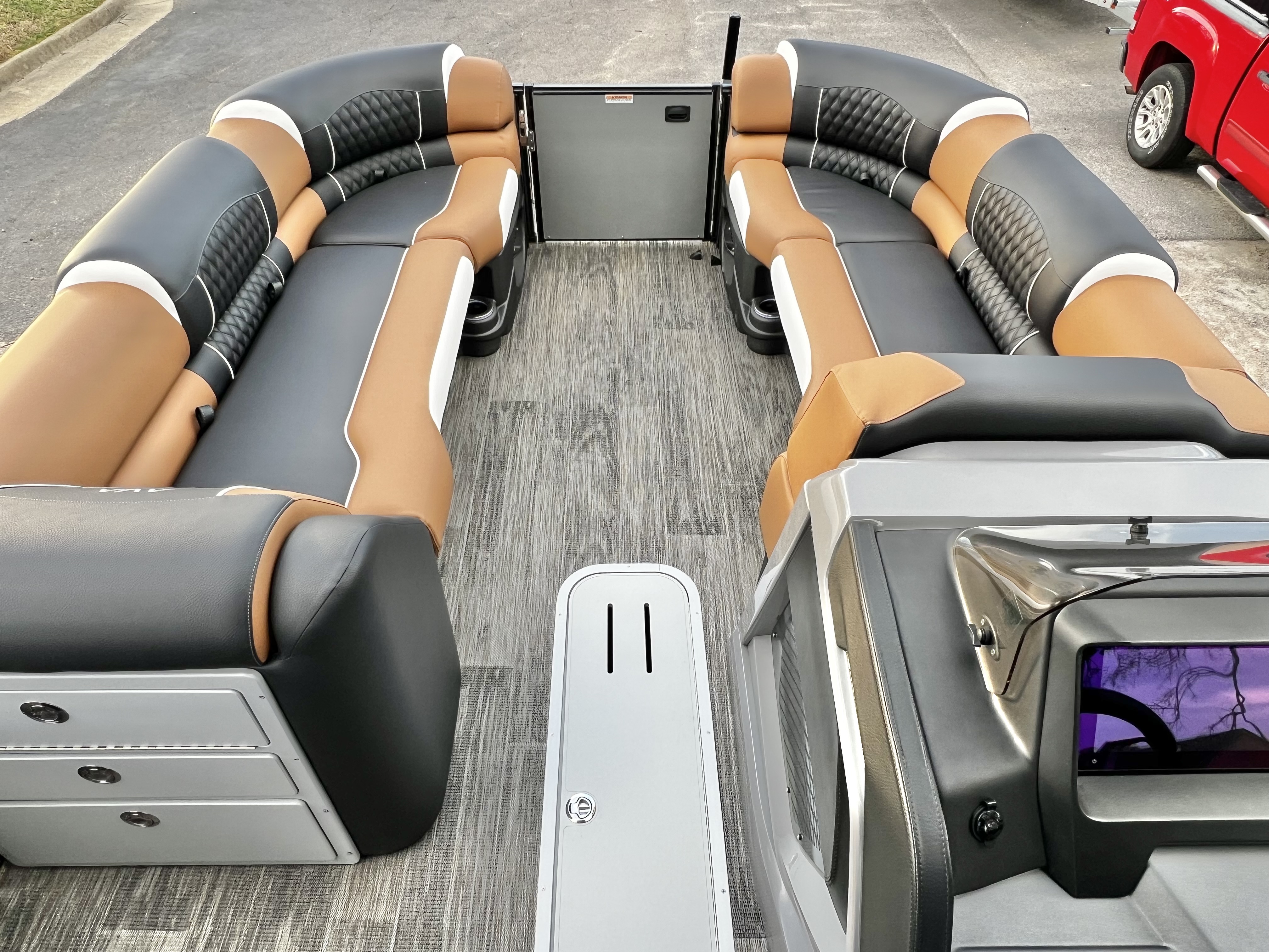 2026 Avalon Excalibur LTD 25' Flex Lounge Triple-Toon - IN STOCK - $154,718