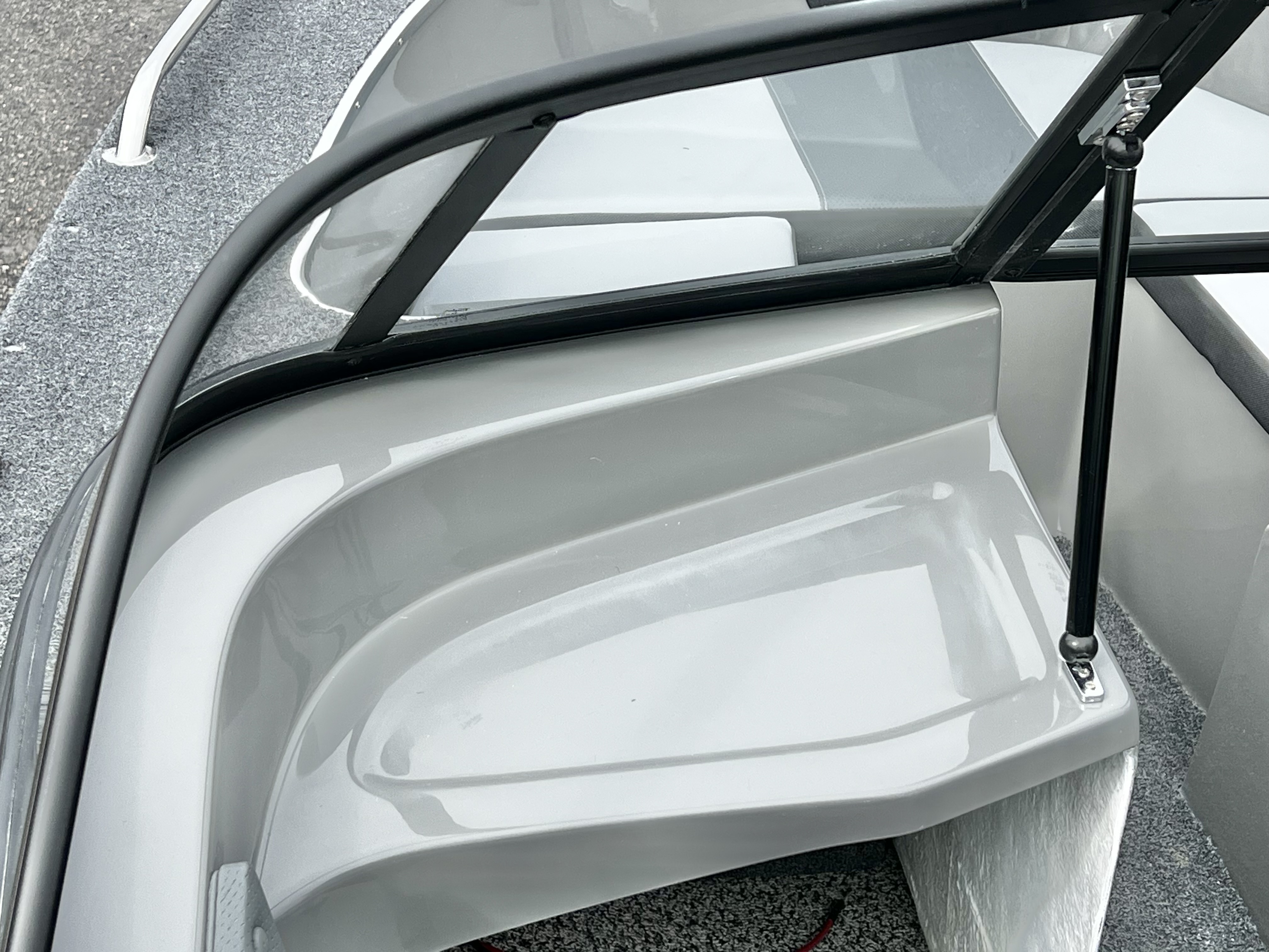 2026 Mirrocraft 1628 Holiday