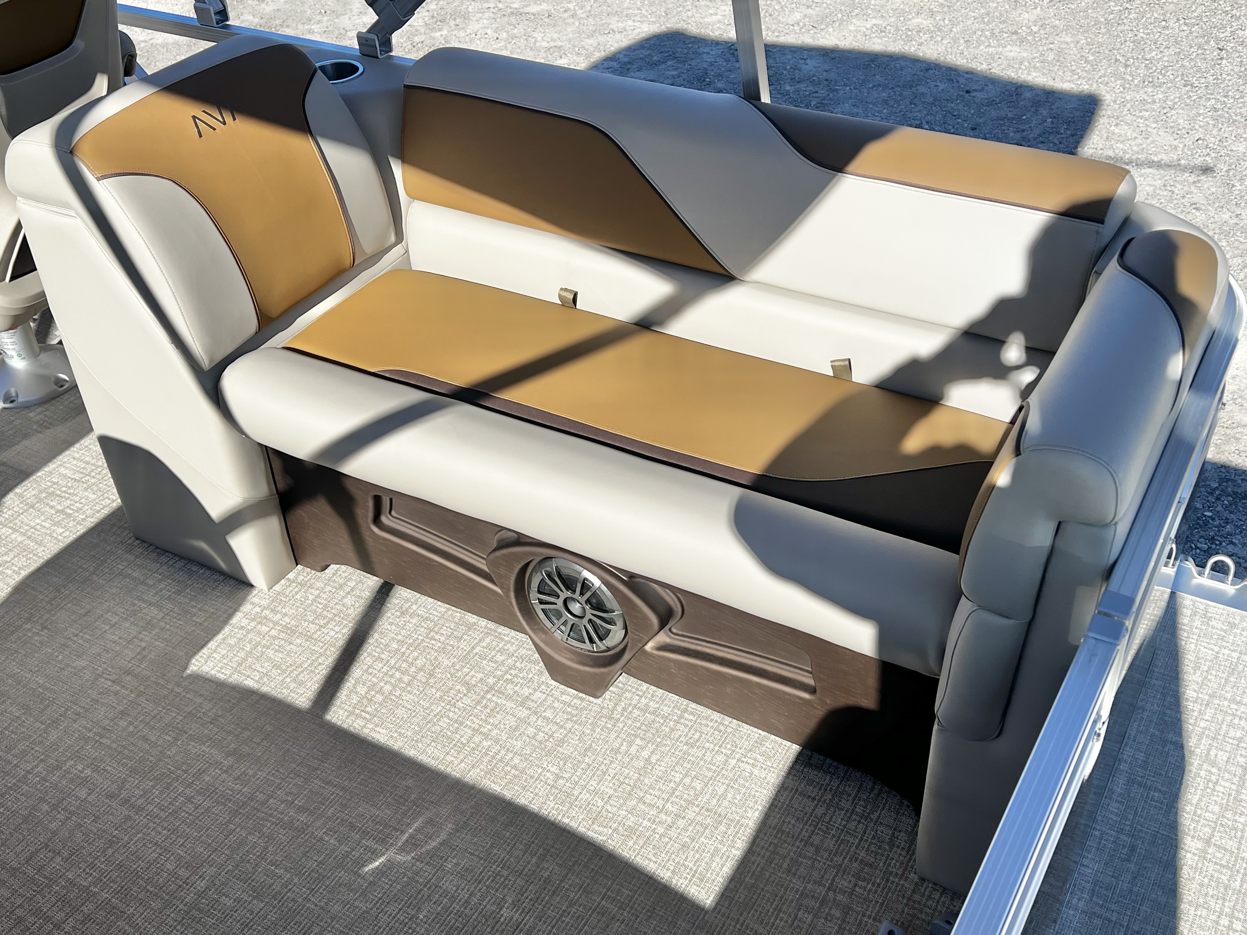 2026 Avalon Venture 21' Quad Lounge - IN STOCK - $40,451