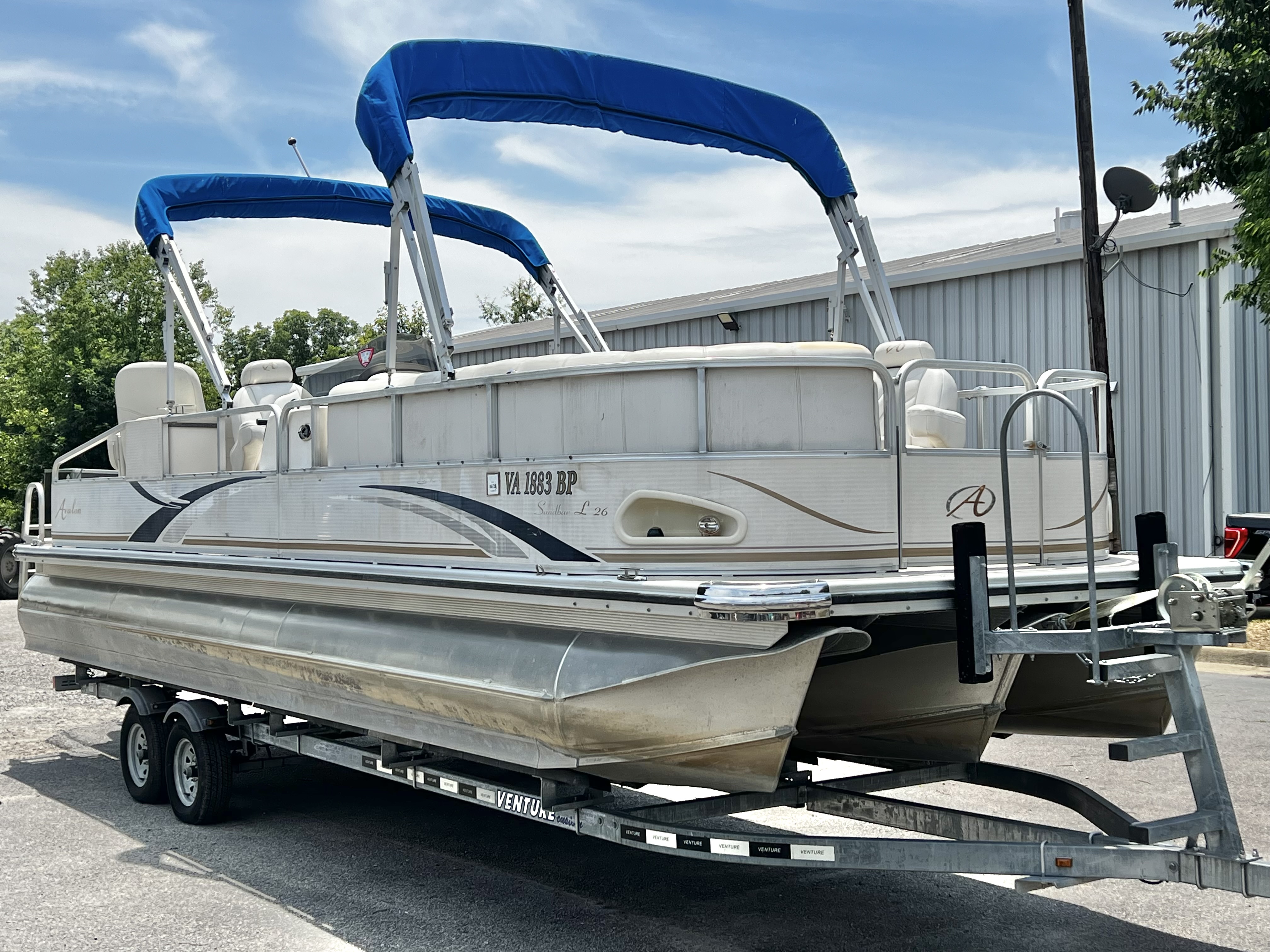 Used 2009 Avalon Paradise 26' Sandbar Triple-Toon - IN STOCK