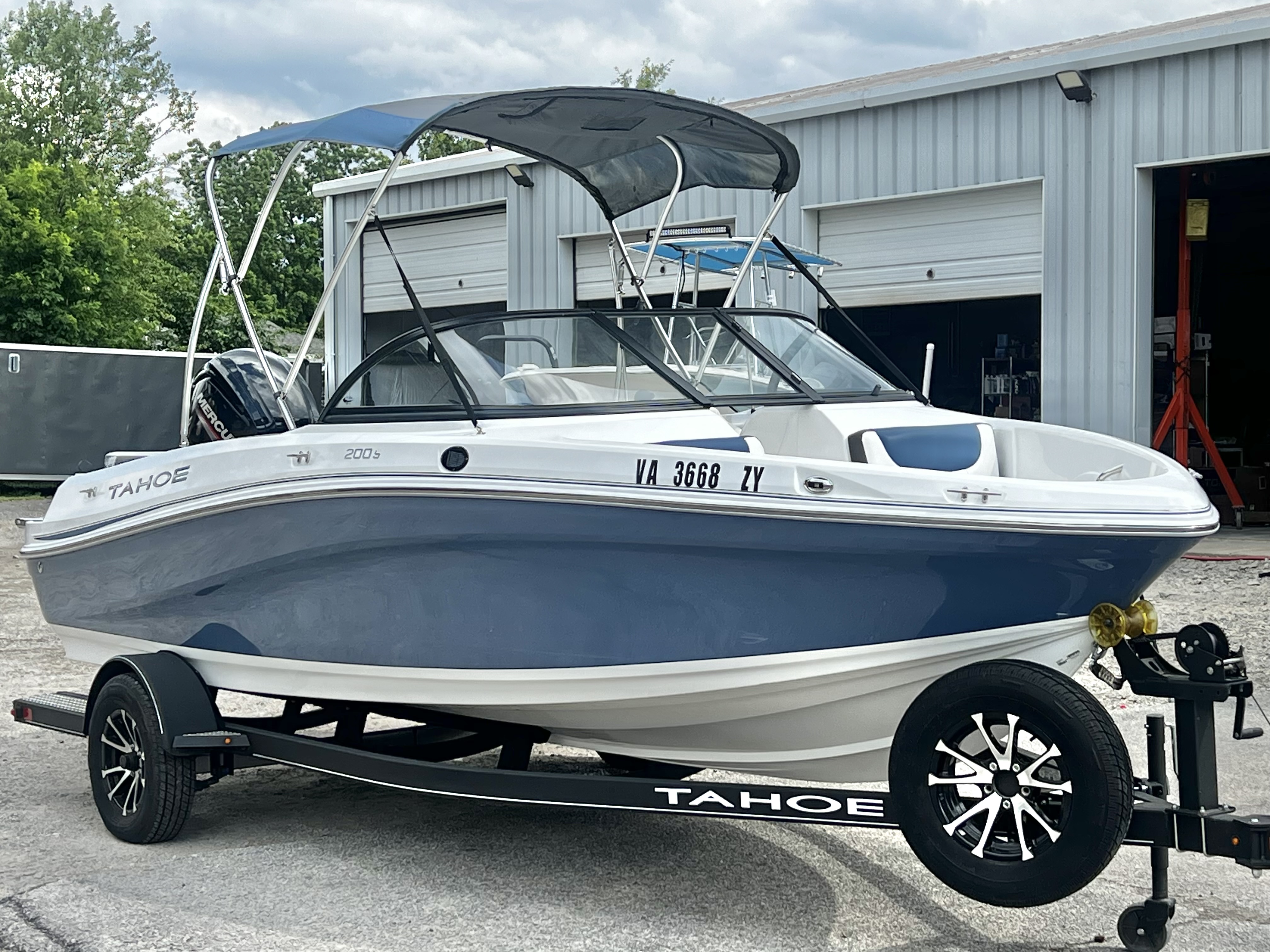 Used 2022 Tahoe 200 S Bowrider