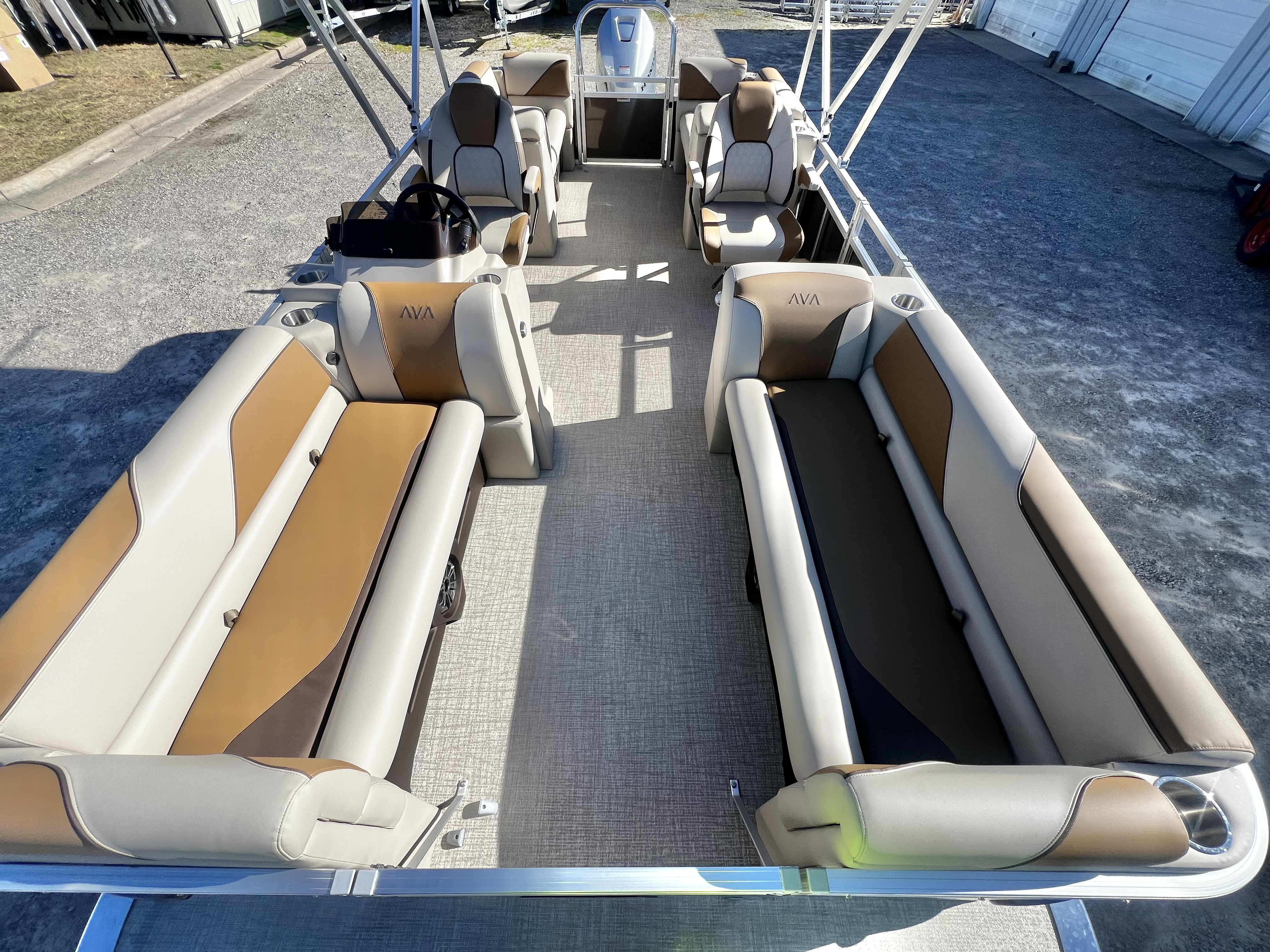 2026 Avalon Venture 21' Quad Lounge - IN STOCK - $40,451