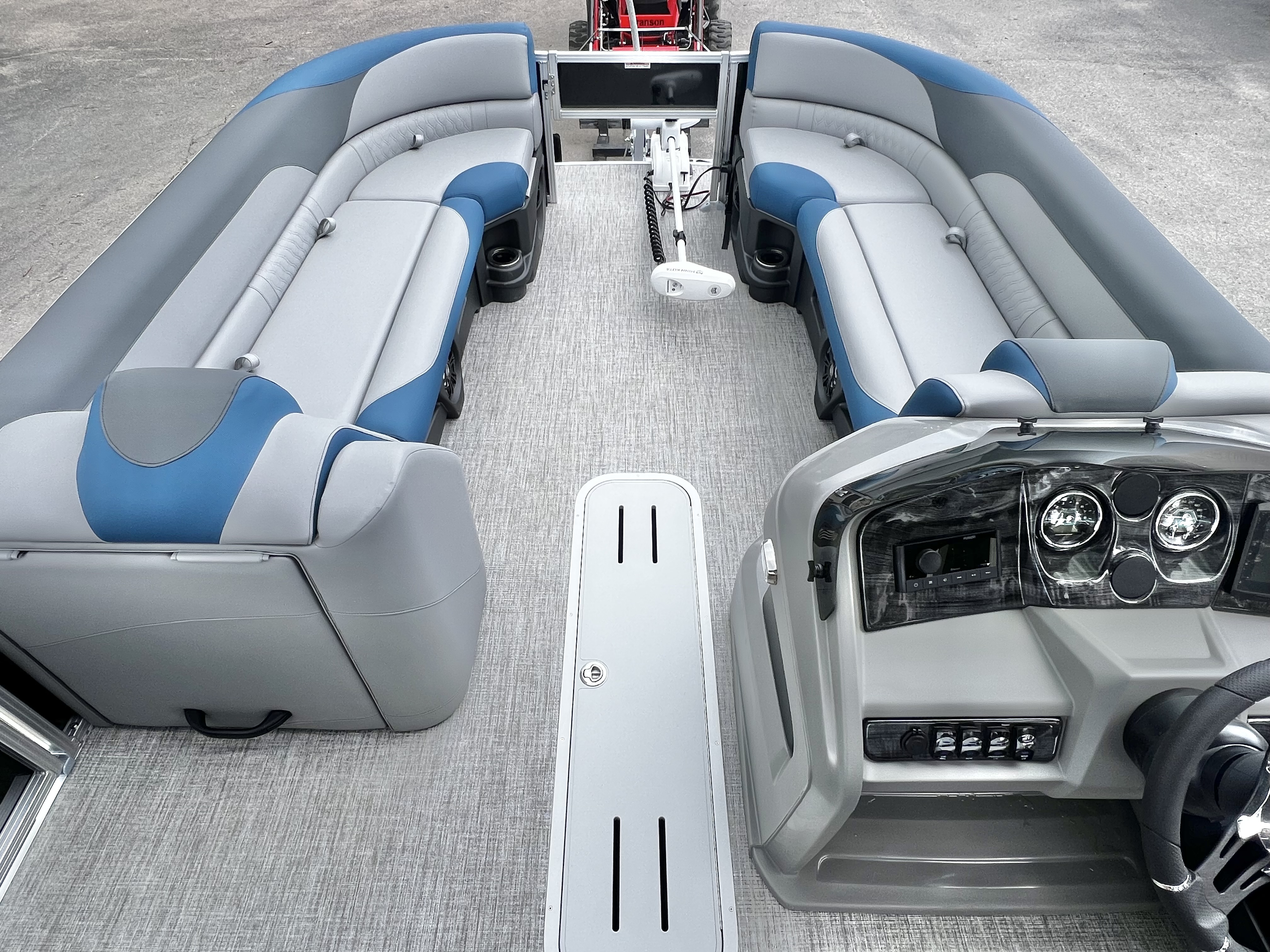 2026 Avalon LSZ 23' Cruise Triple-Toon - IN STOCK - $67,924