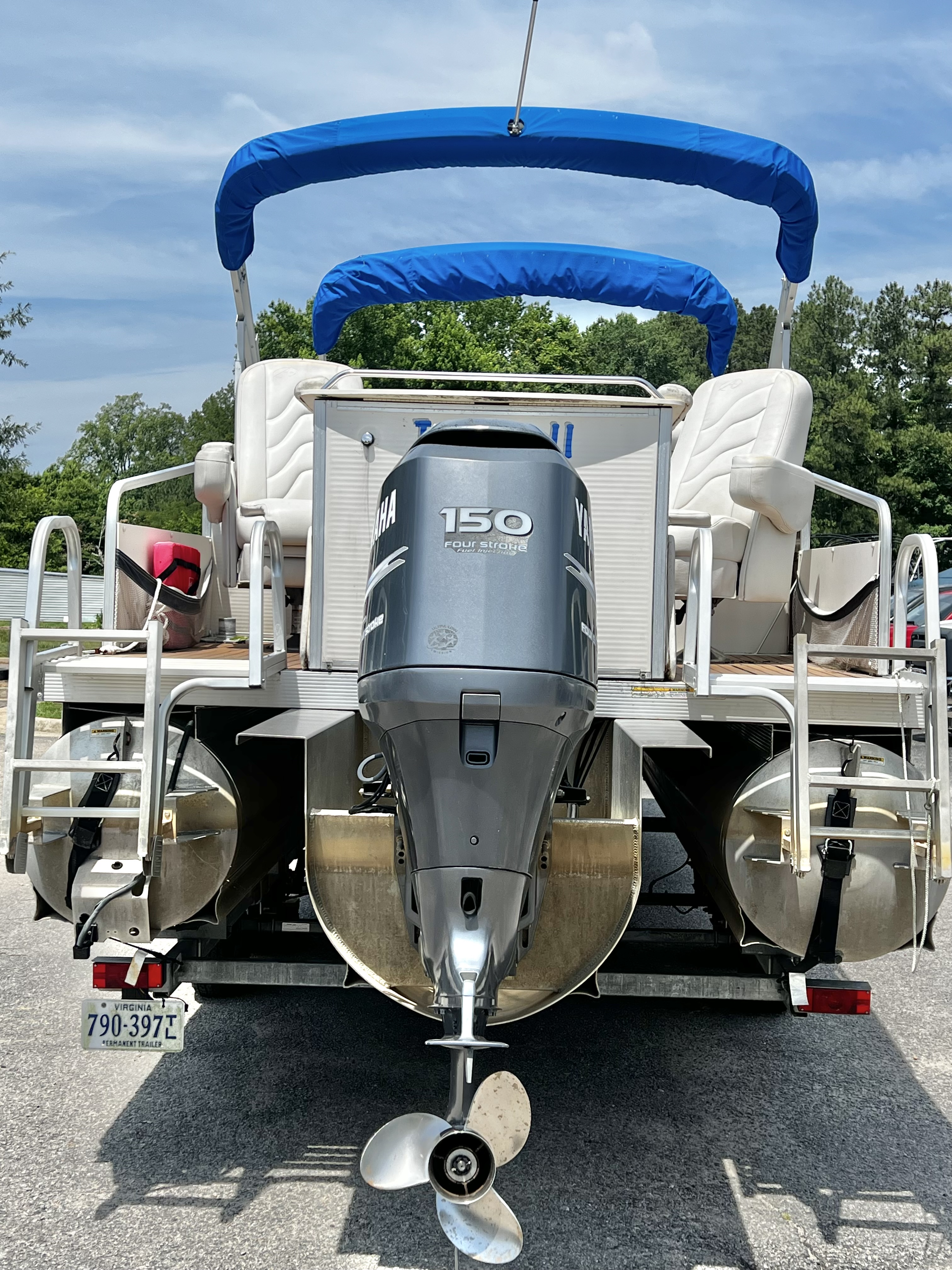 Used 2009 Avalon Paradise 26' Sandbar Triple-Toon - IN STOCK