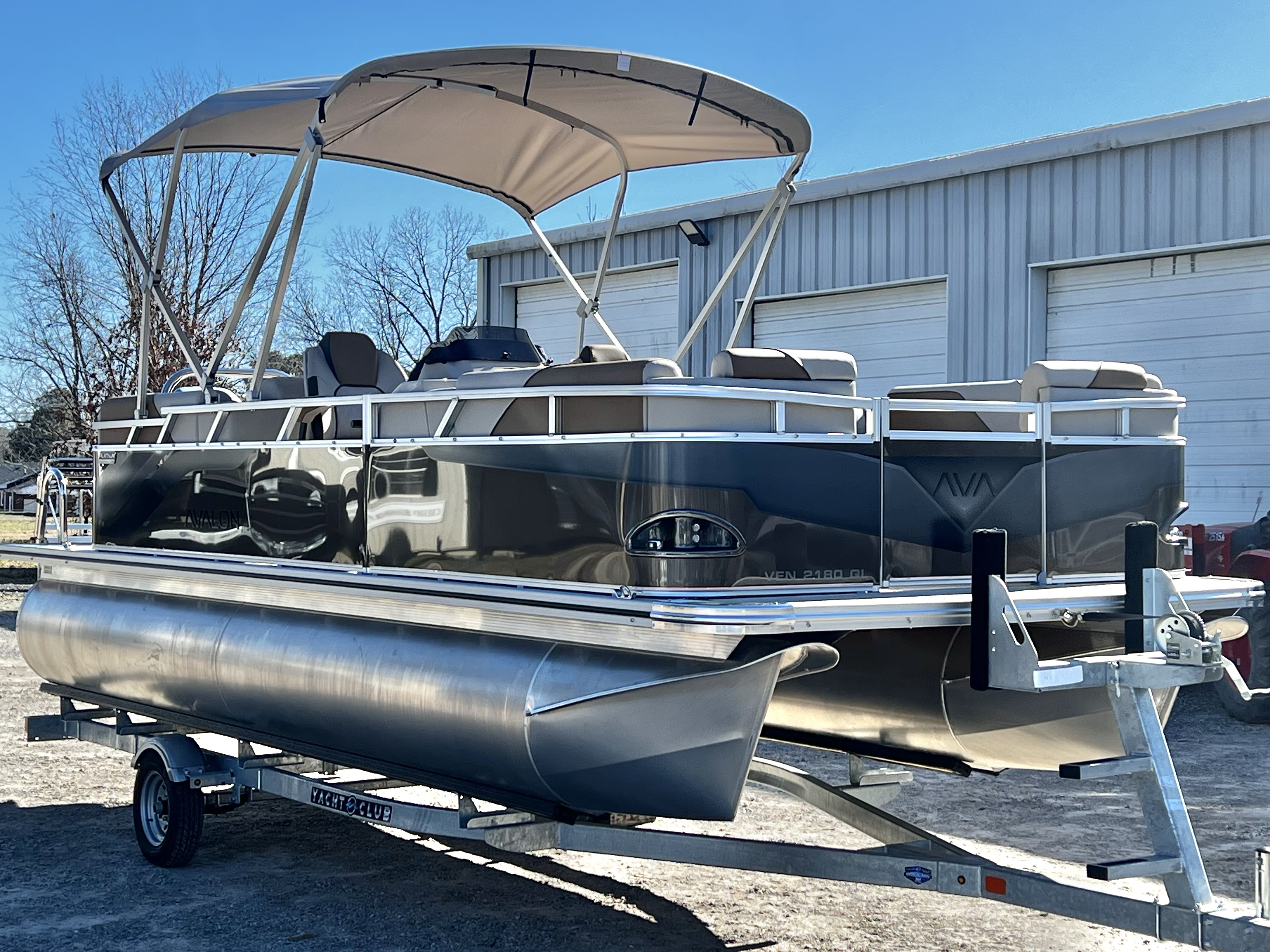 2026 Avalon Venture 21' Quad Lounge - IN STOCK - $40,451