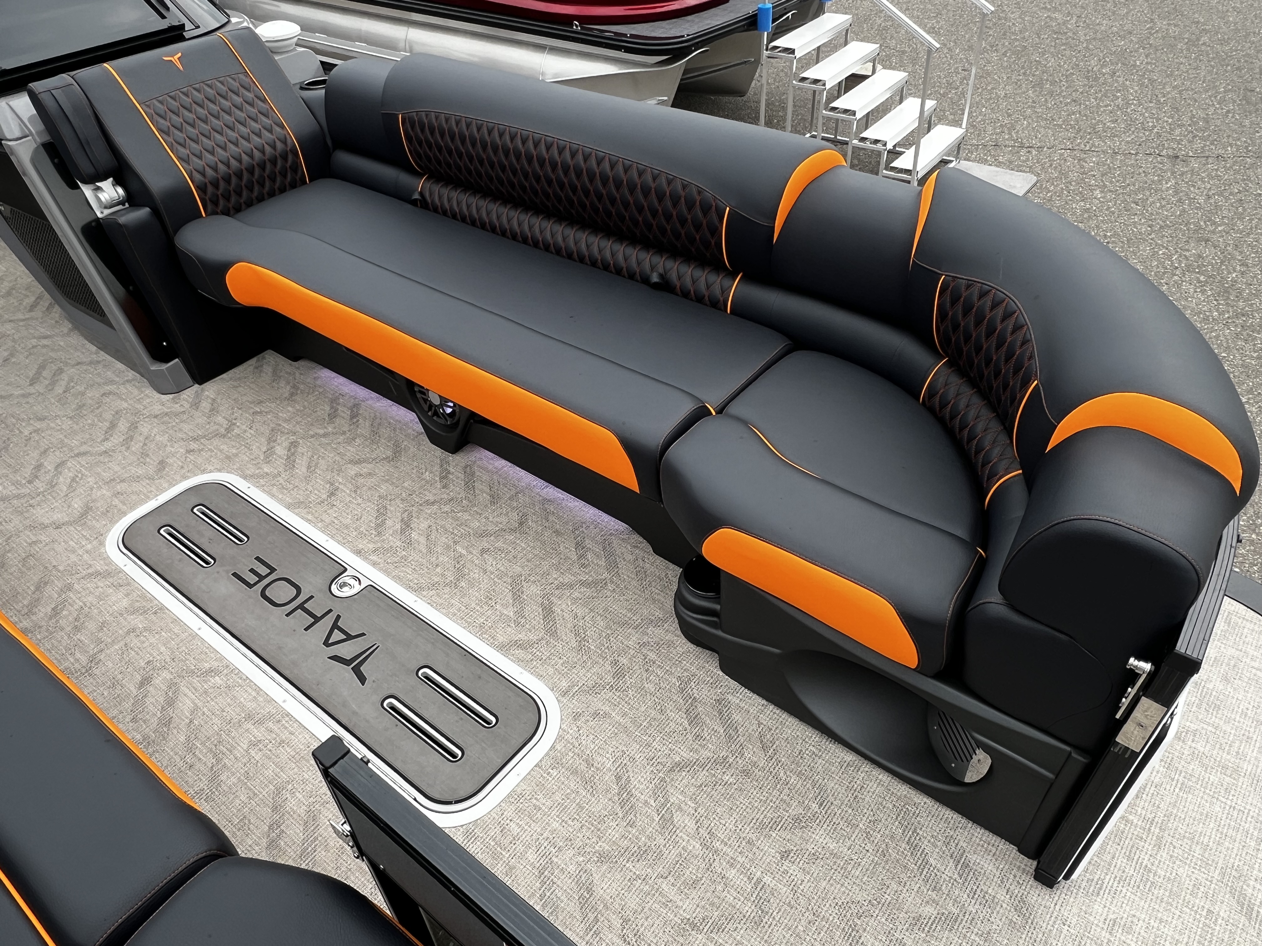 2027 Avalon Catalina 25' Flex Lounge Windshield Triple-Toon