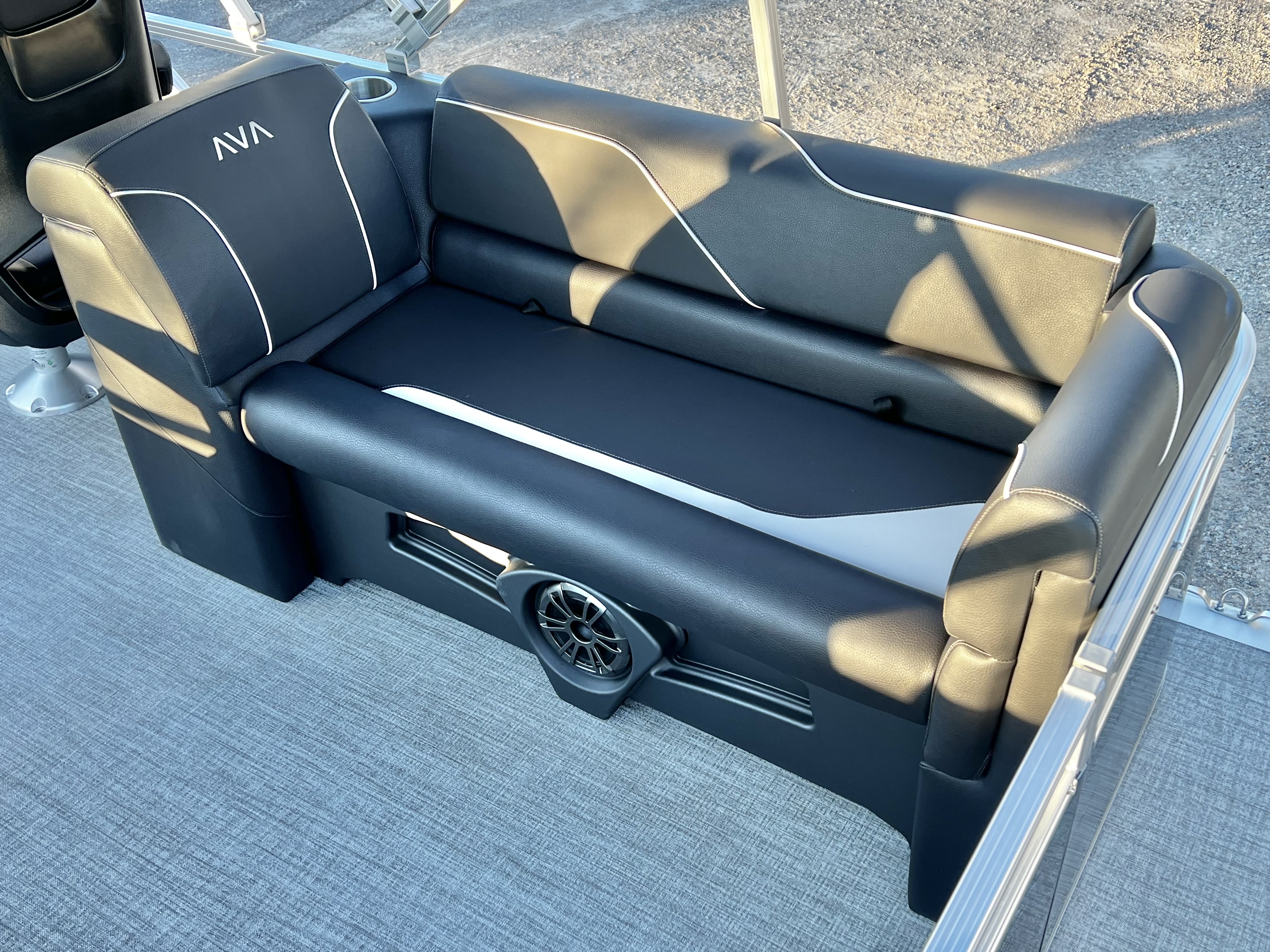2026 Avalon Venture 21' Quad Lounge - IN STOCK - $44,405