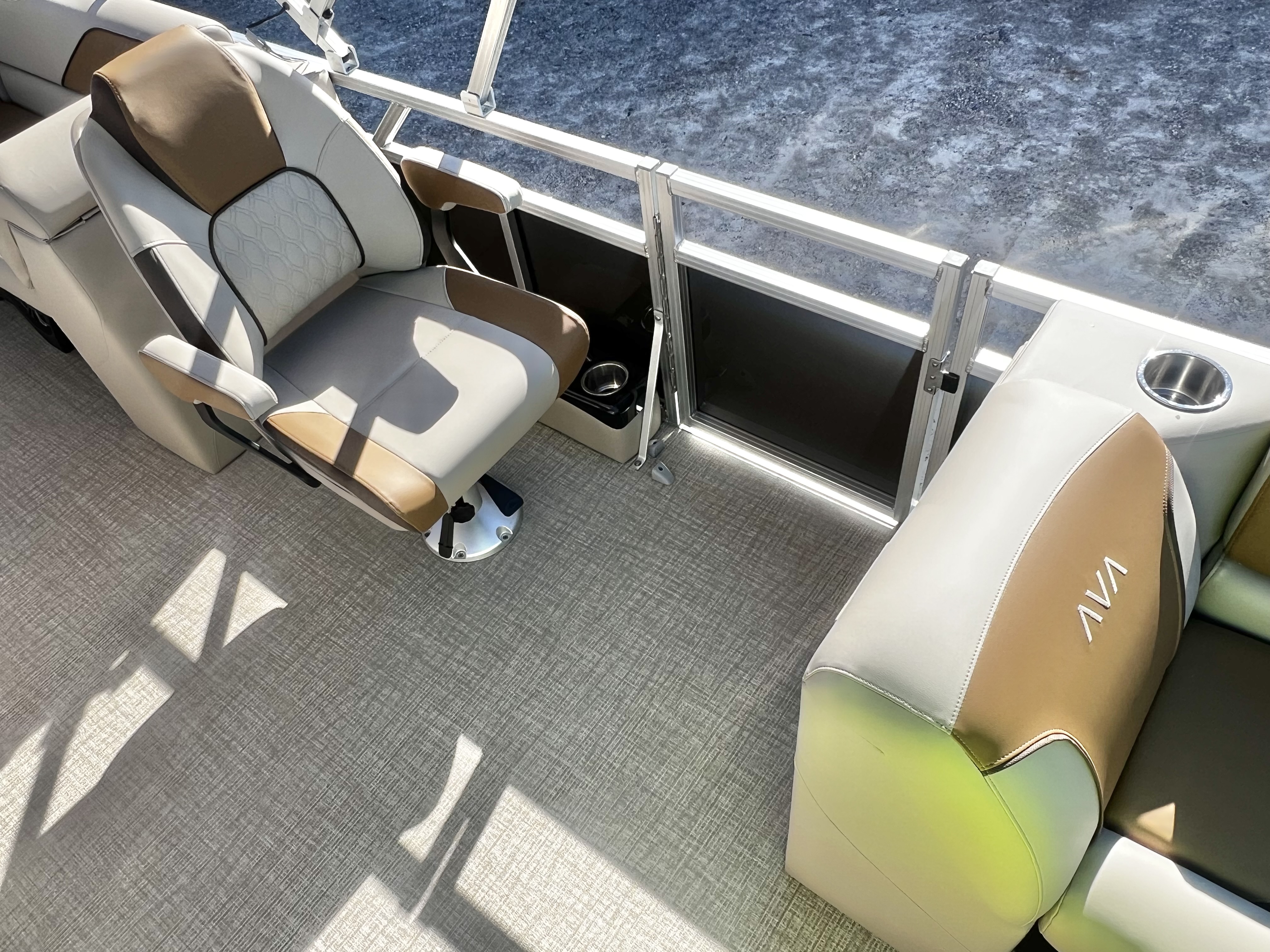 2026 Avalon Venture 21' Quad Lounge - IN STOCK - $40,451