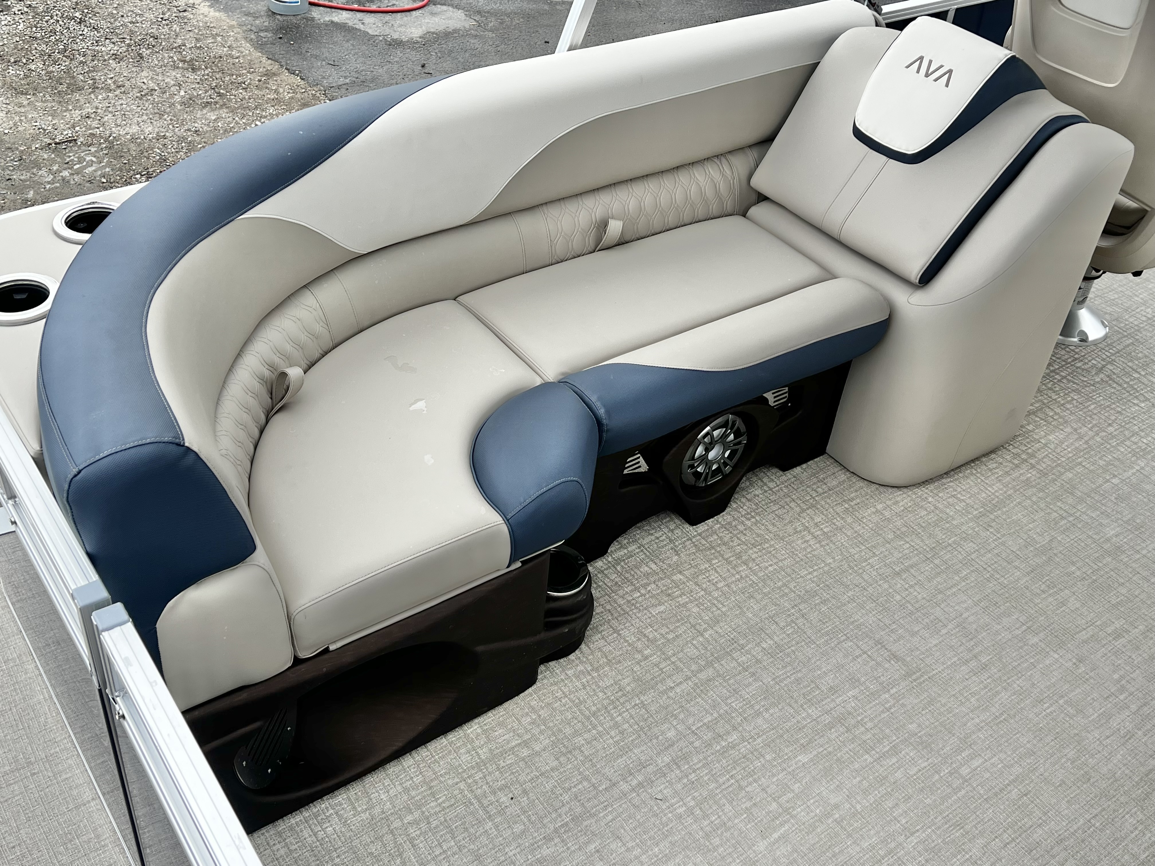 2026 Avalon LSZ 23' Quad Lounge Triple-Toon - IN STOCK - $70,997