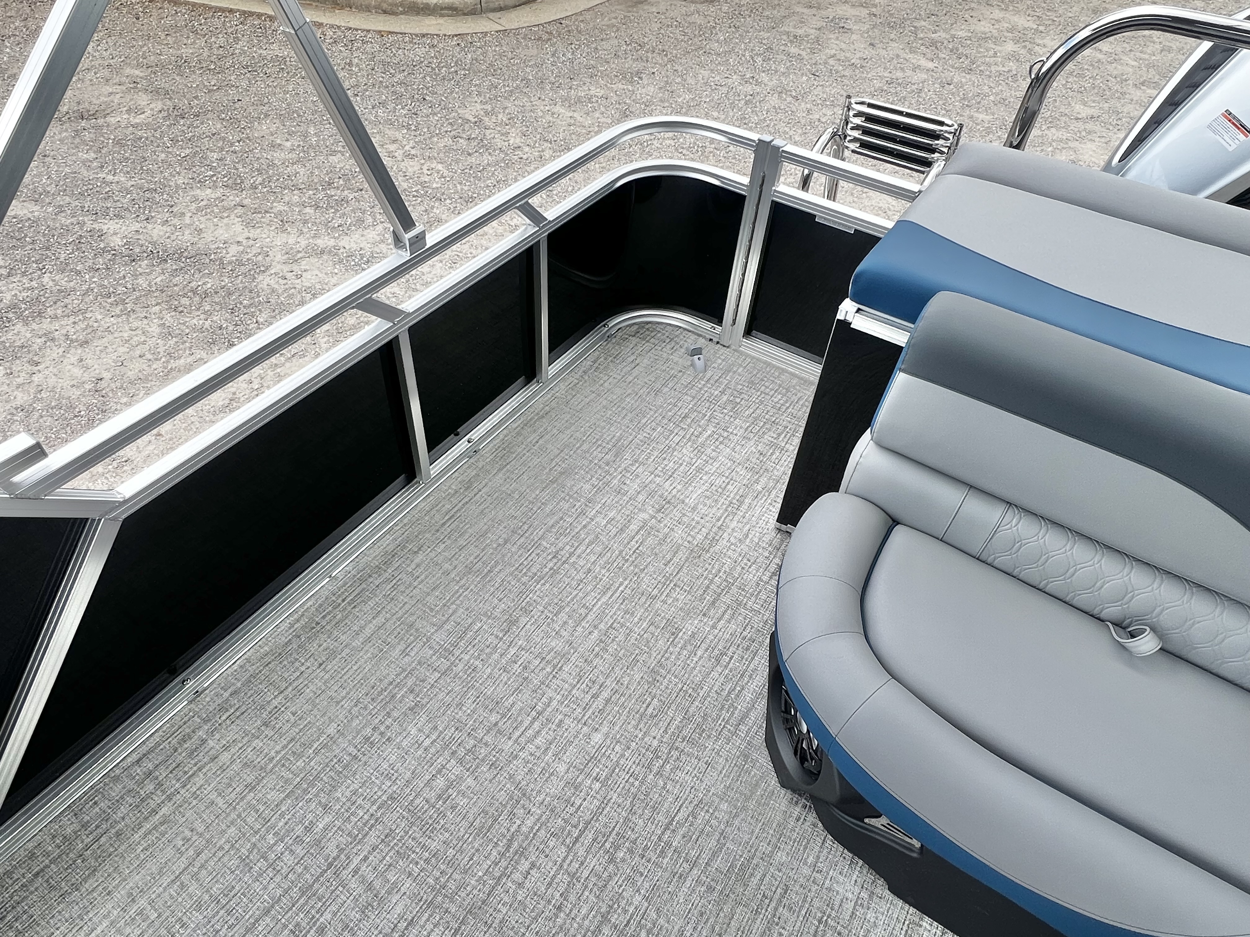 2026 Avalon LSZ 23' Cruise Triple-Toon - IN STOCK - $67,924