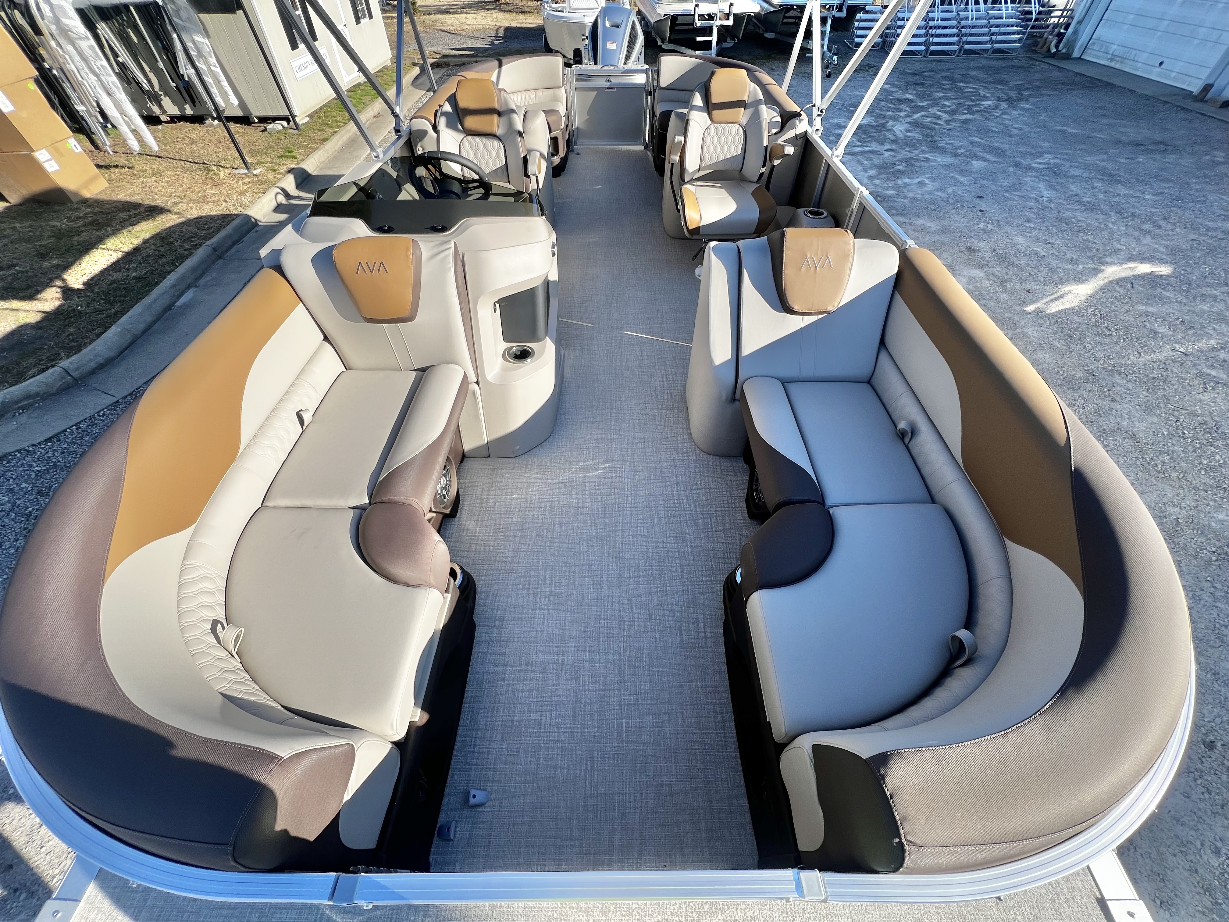 2026 Avalon LSZ 23' Quad Lounge Triple-Toon - IN STOCK - $65,209
