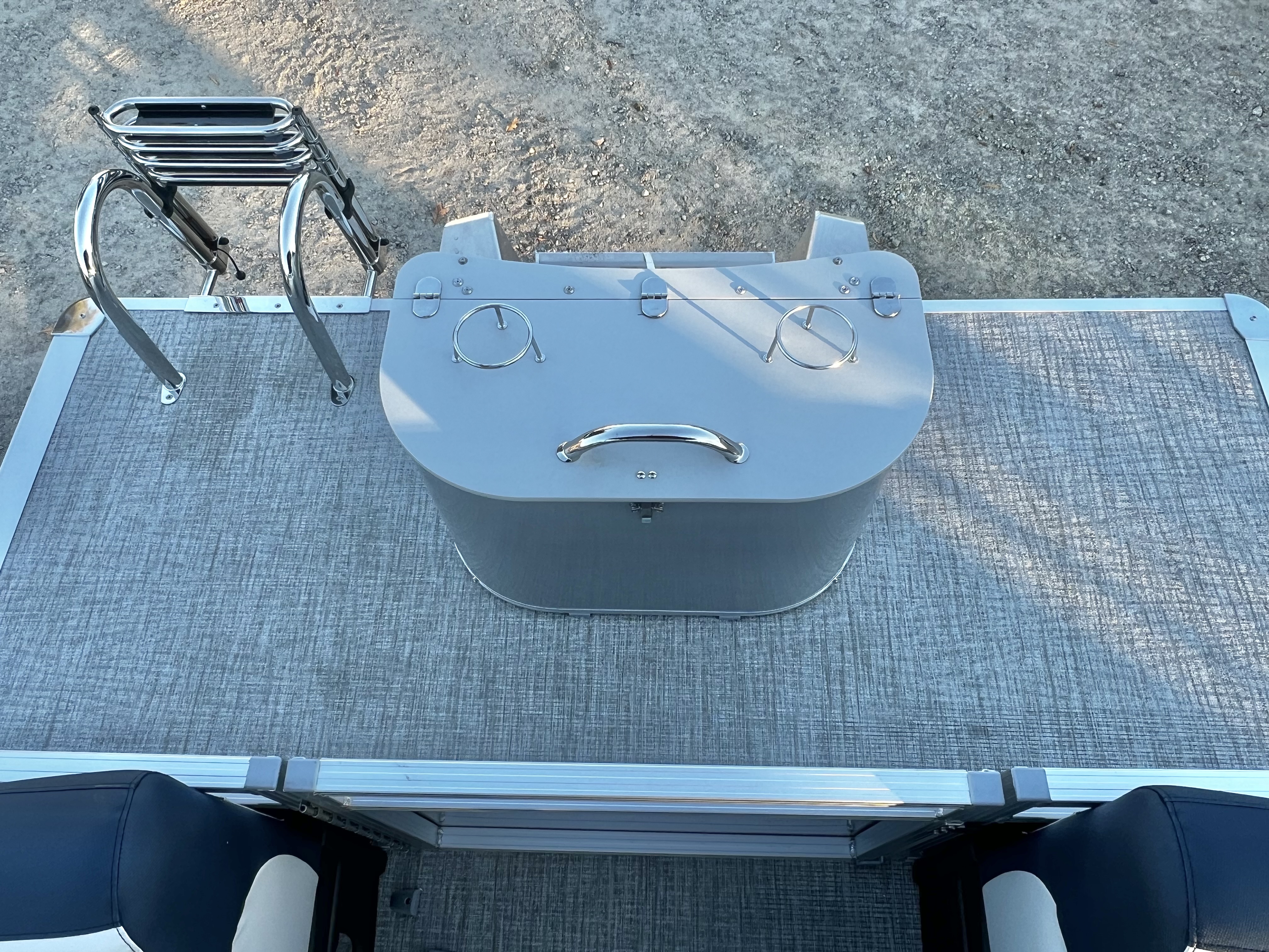 2026 Avalon LSZ 23' Quad Lounge Triple-Toon - IN STOCK - $61,416