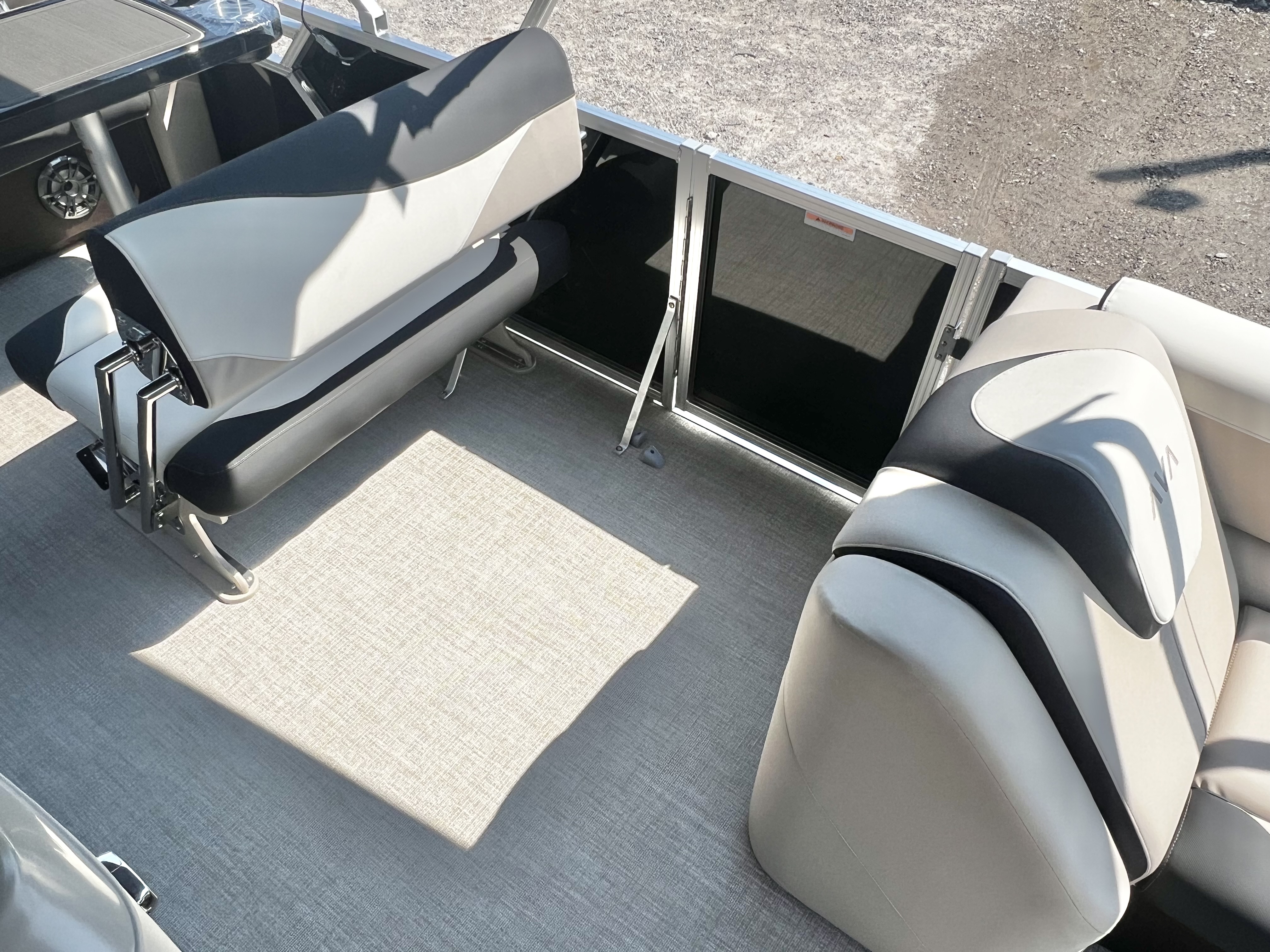 2027 Avalon LSZ 25' Entertainer