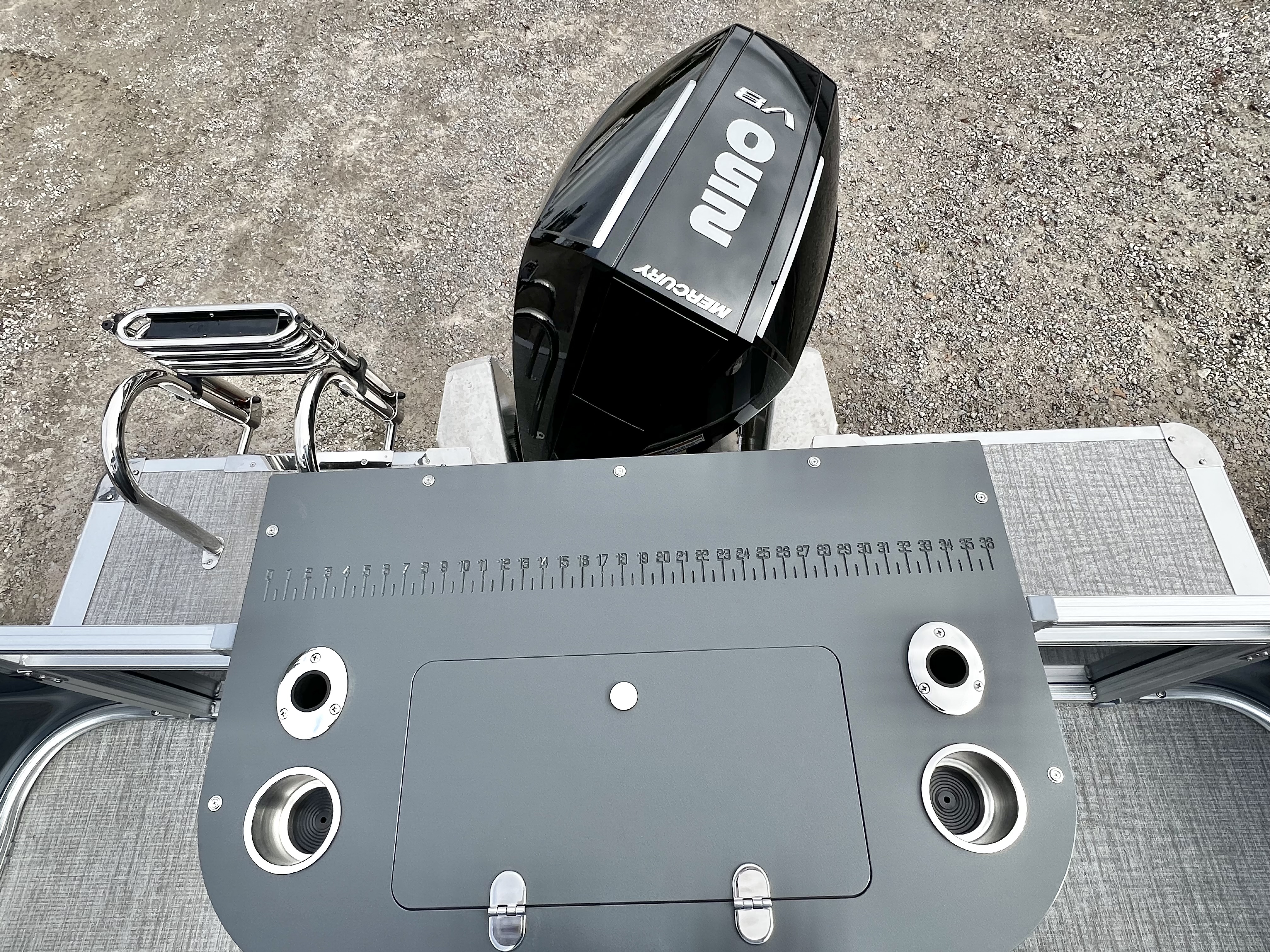 2026 Avalon Venture 85 25' Rear Fish Triple-Toon - IN STOCK