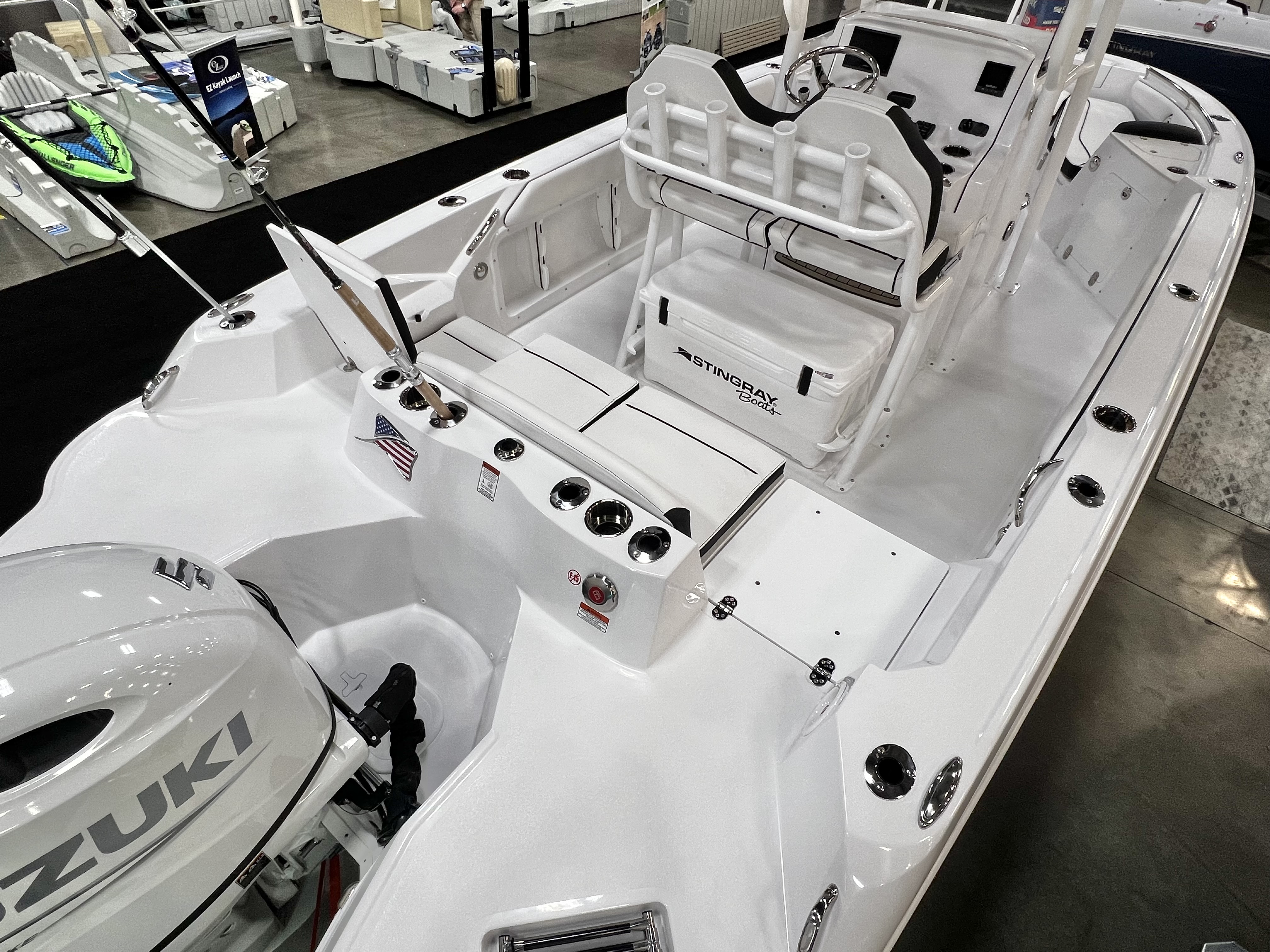 2026 Stingray 216CC (Center Console) - IN STOCK - $78,443
