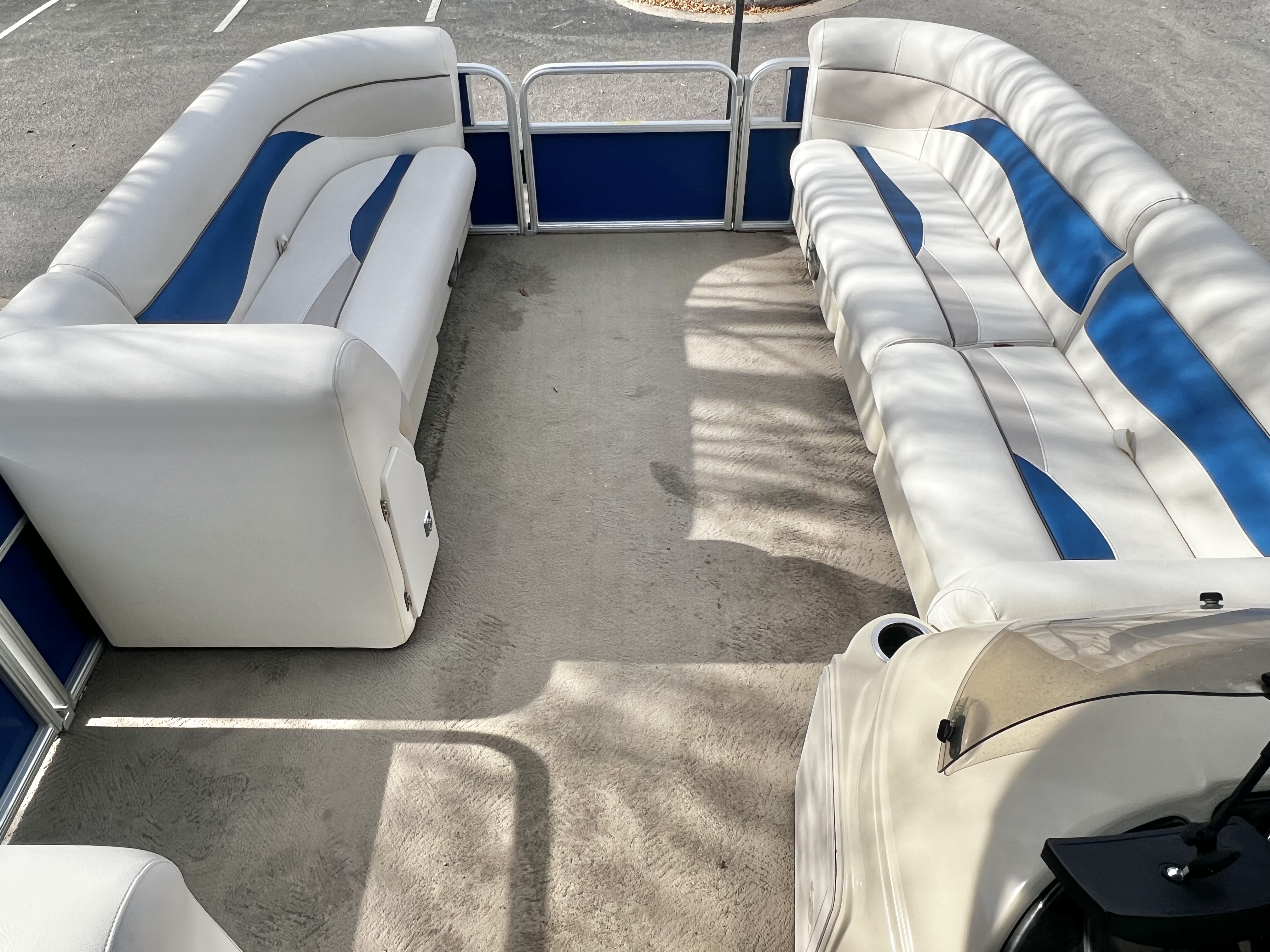 Used 2013 Sweetwater 2286 C