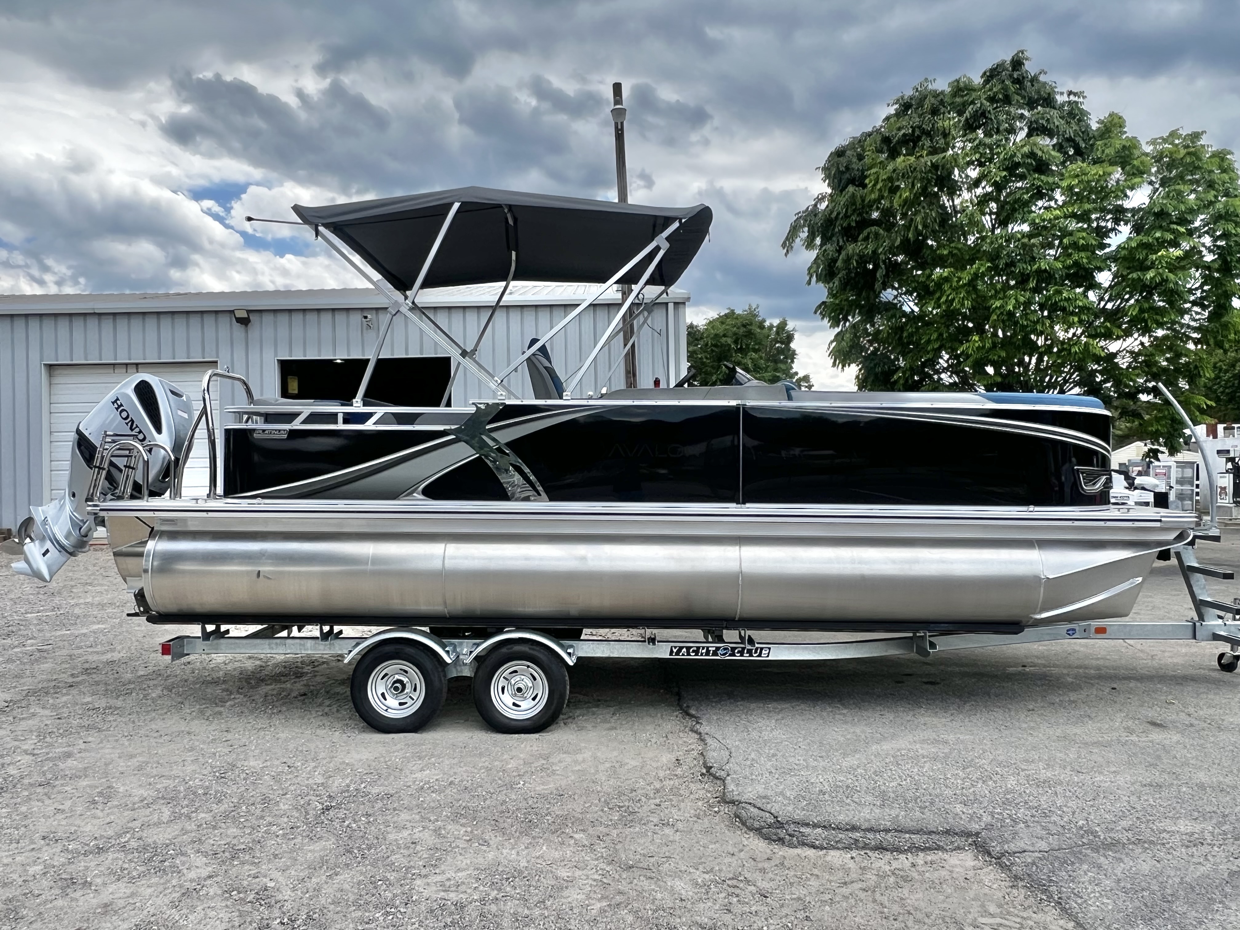 2026 Avalon LSZ 23' Cruise Triple-Toon - IN STOCK - $67,924
