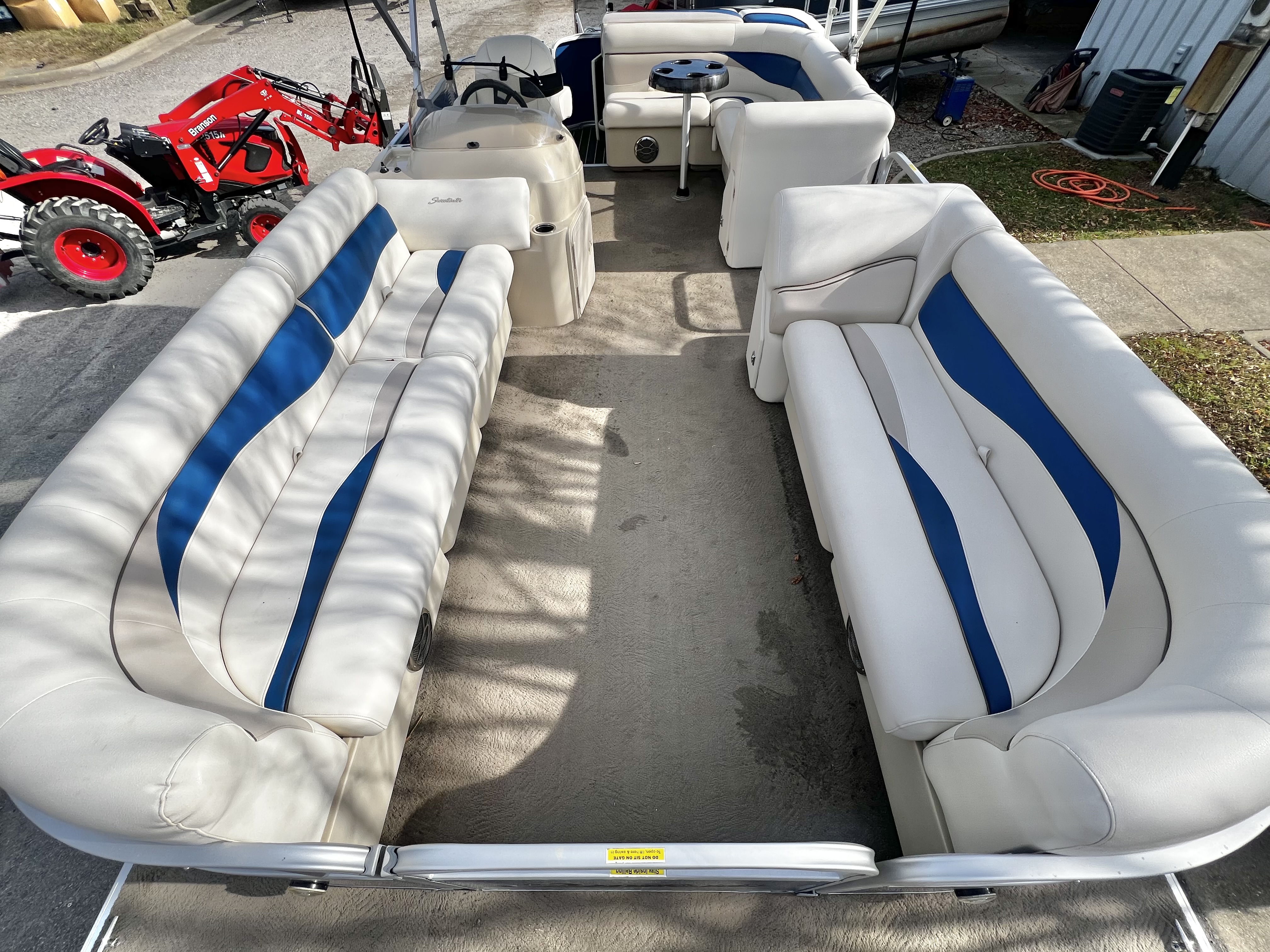 Used 2013 Sweetwater 2286 C