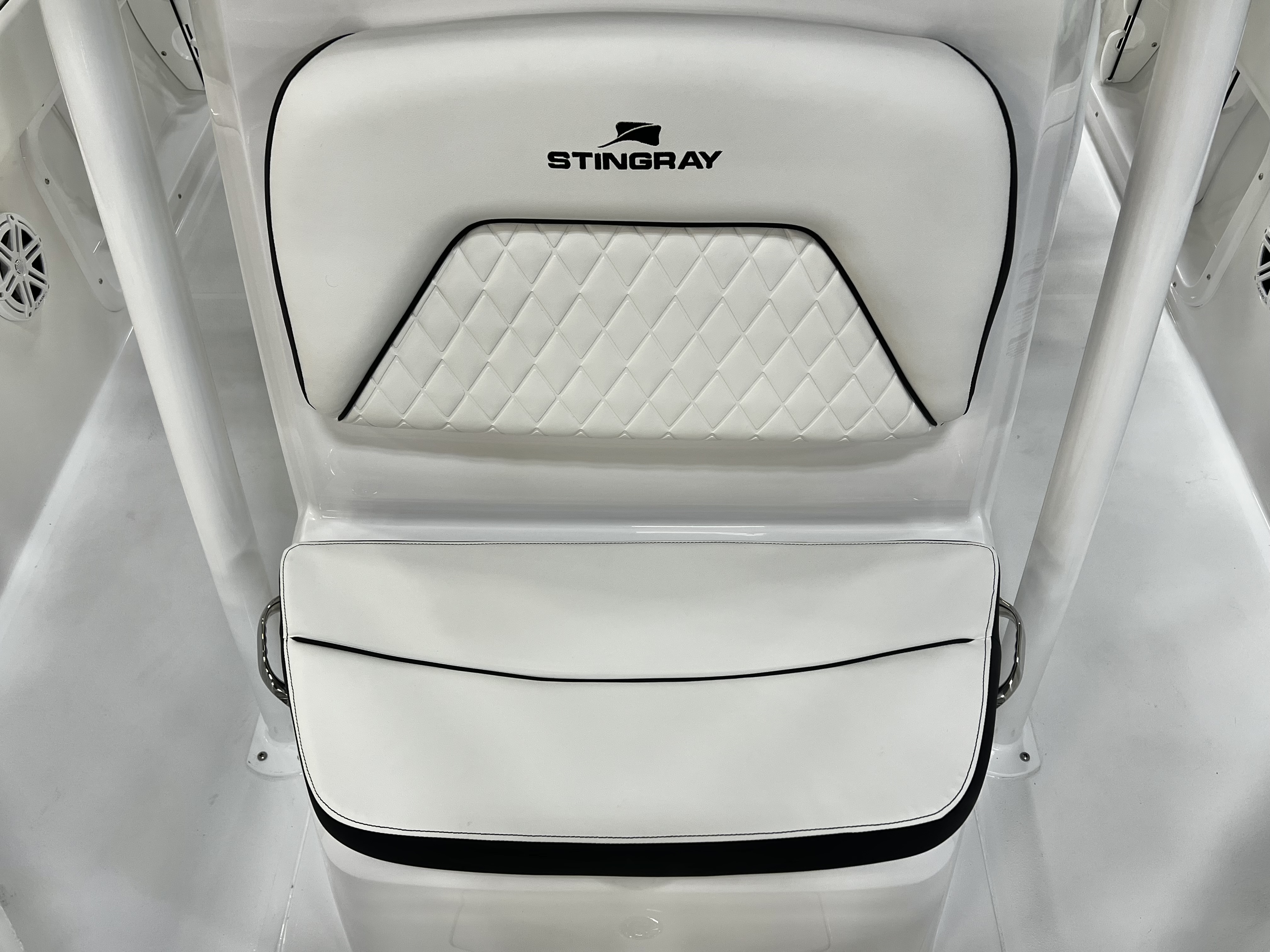2026 Stingray 216CC (Center Console) - IN STOCK - $78,443