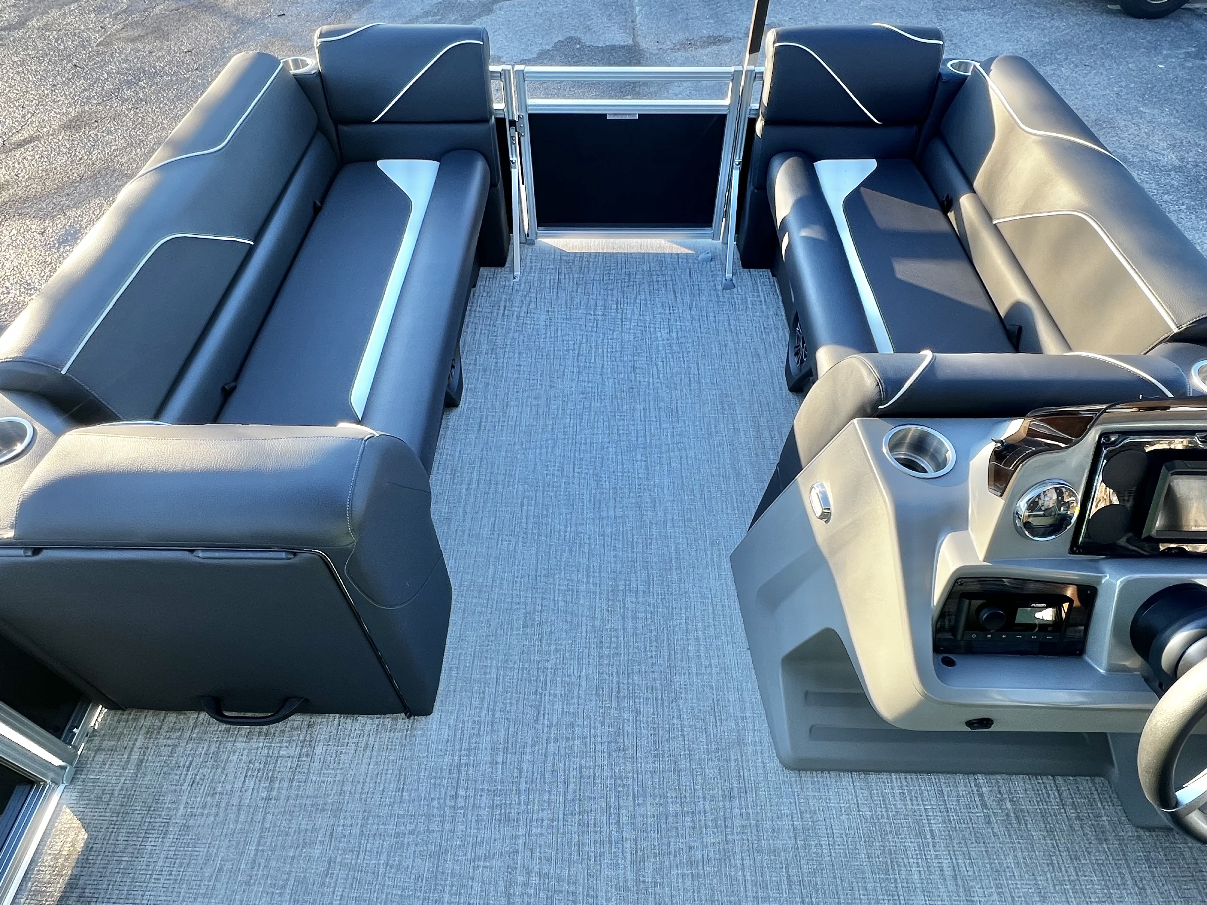 2026 Avalon Venture 21' Quad Lounge - IN STOCK - $44,405