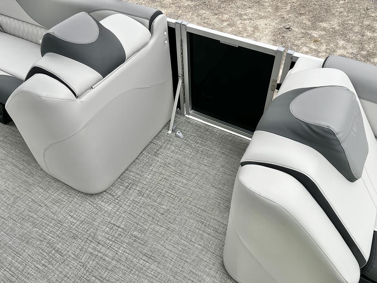 New 2026 Avalon LSZ 23' Elite Triple-Toon for Sale at Chesdin B