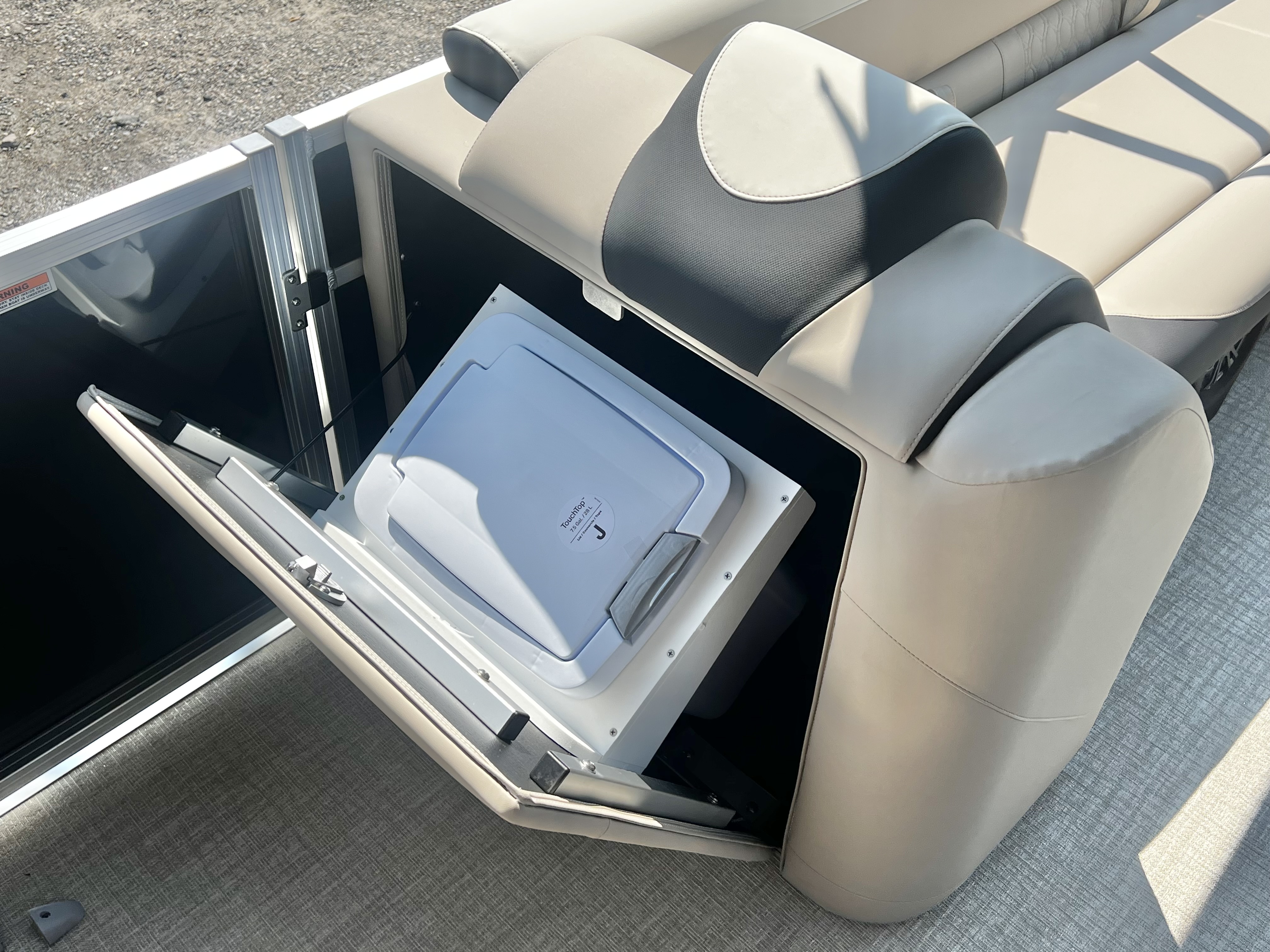 2027 Avalon LSZ 25' Entertainer