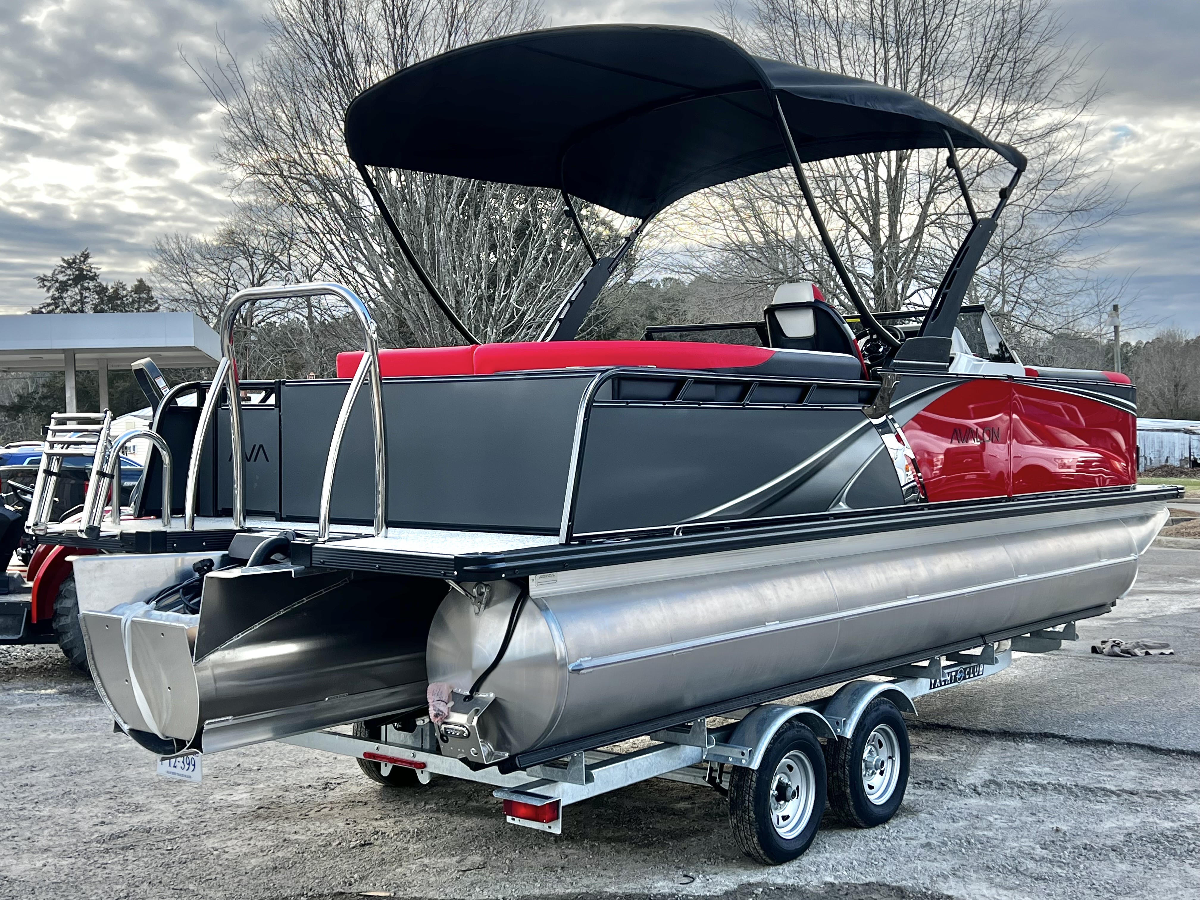 2026 Avalon LSZ 23' Elite Windshield Triple-Toon - IN STOCK - $81,190
