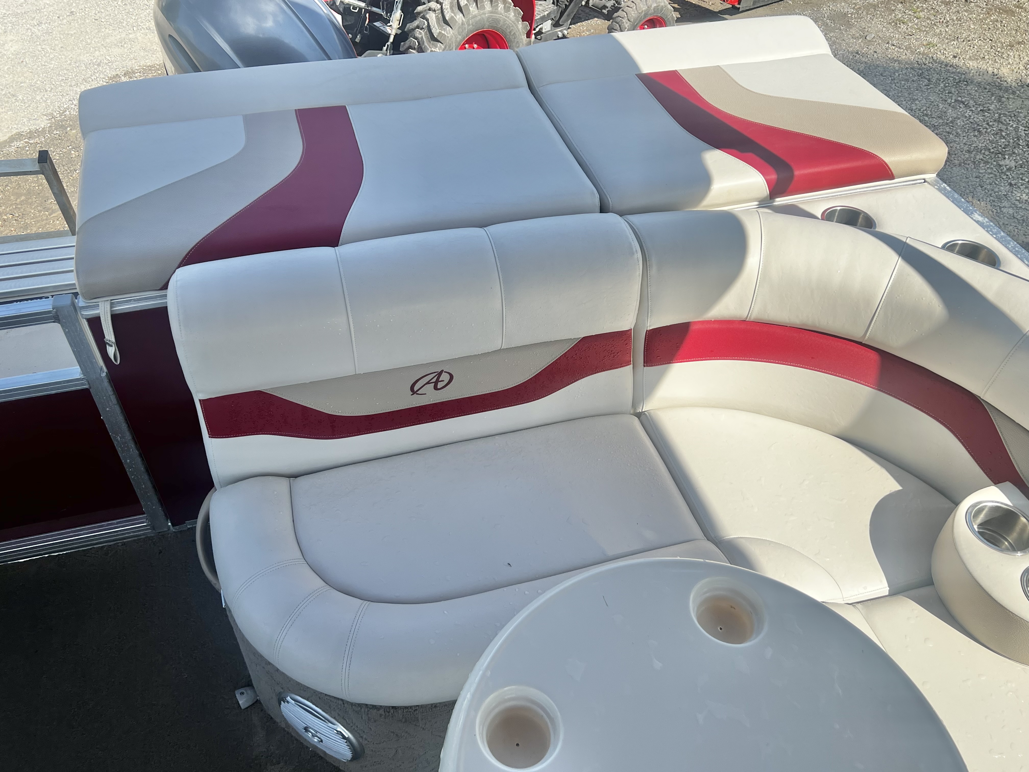 Used 2014 Avalon LS 23' Cruise