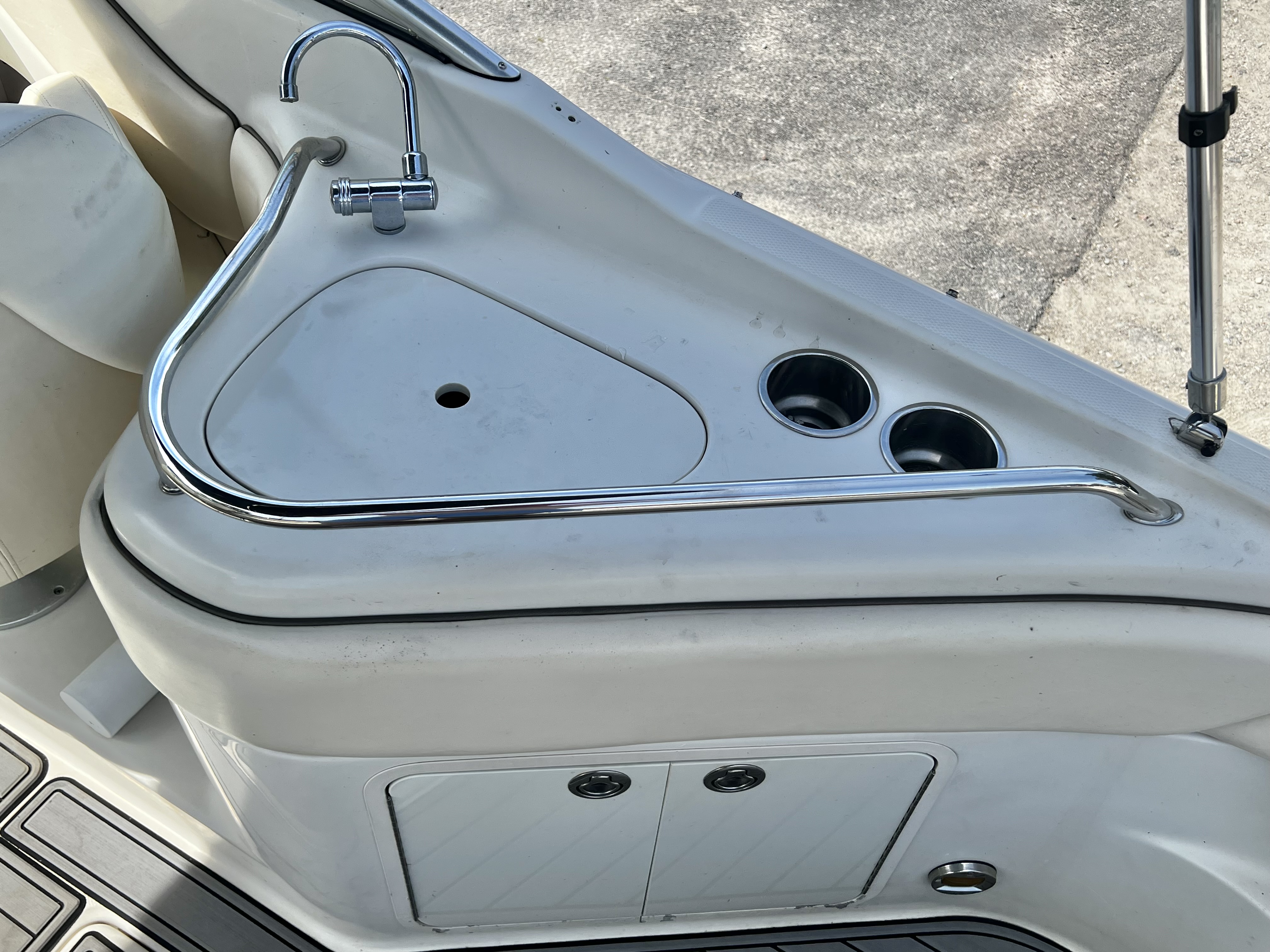 Used 2008 Sea Ray 240 Sundancer