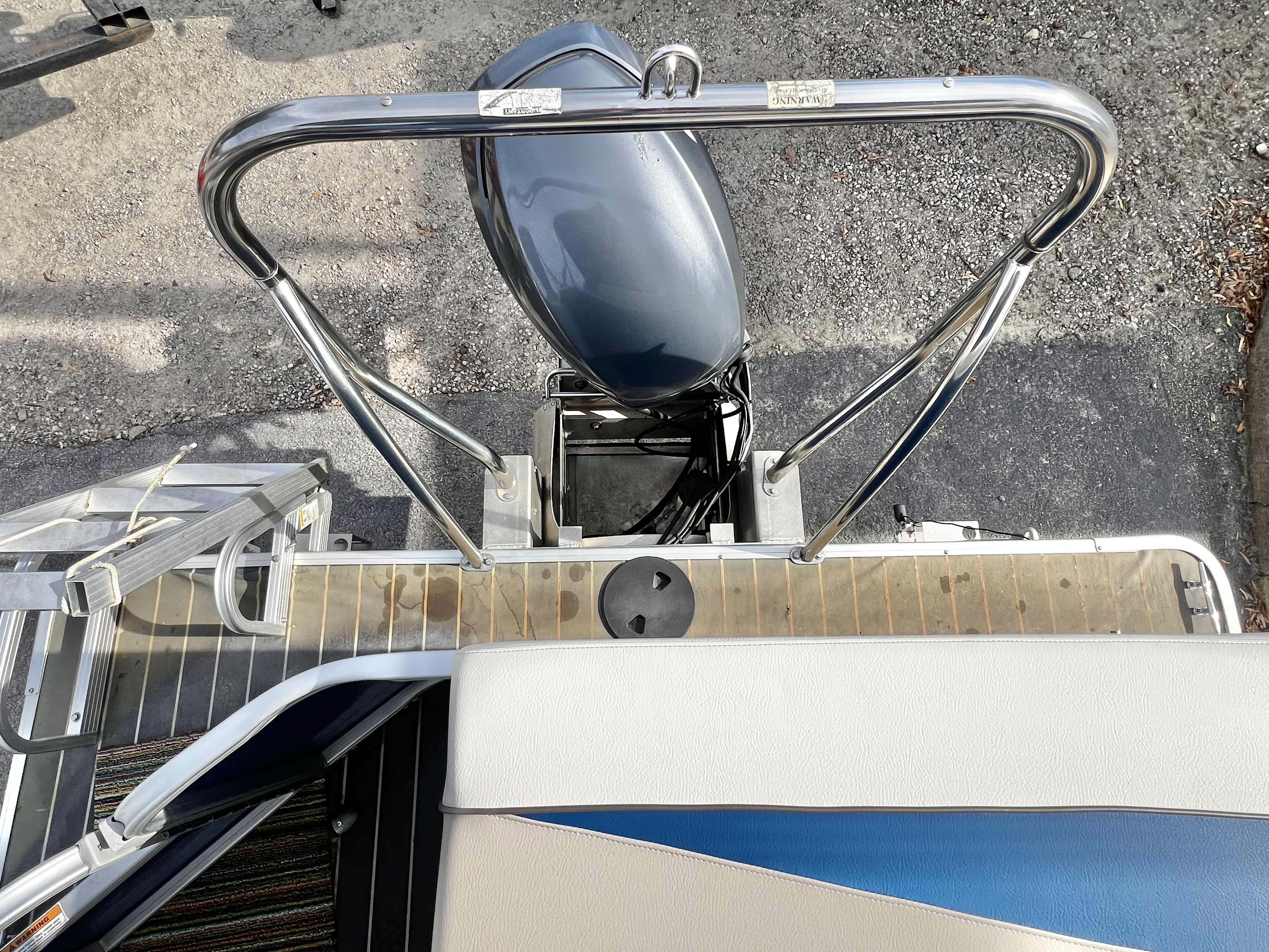 Used 2013 Sweetwater 2286 C