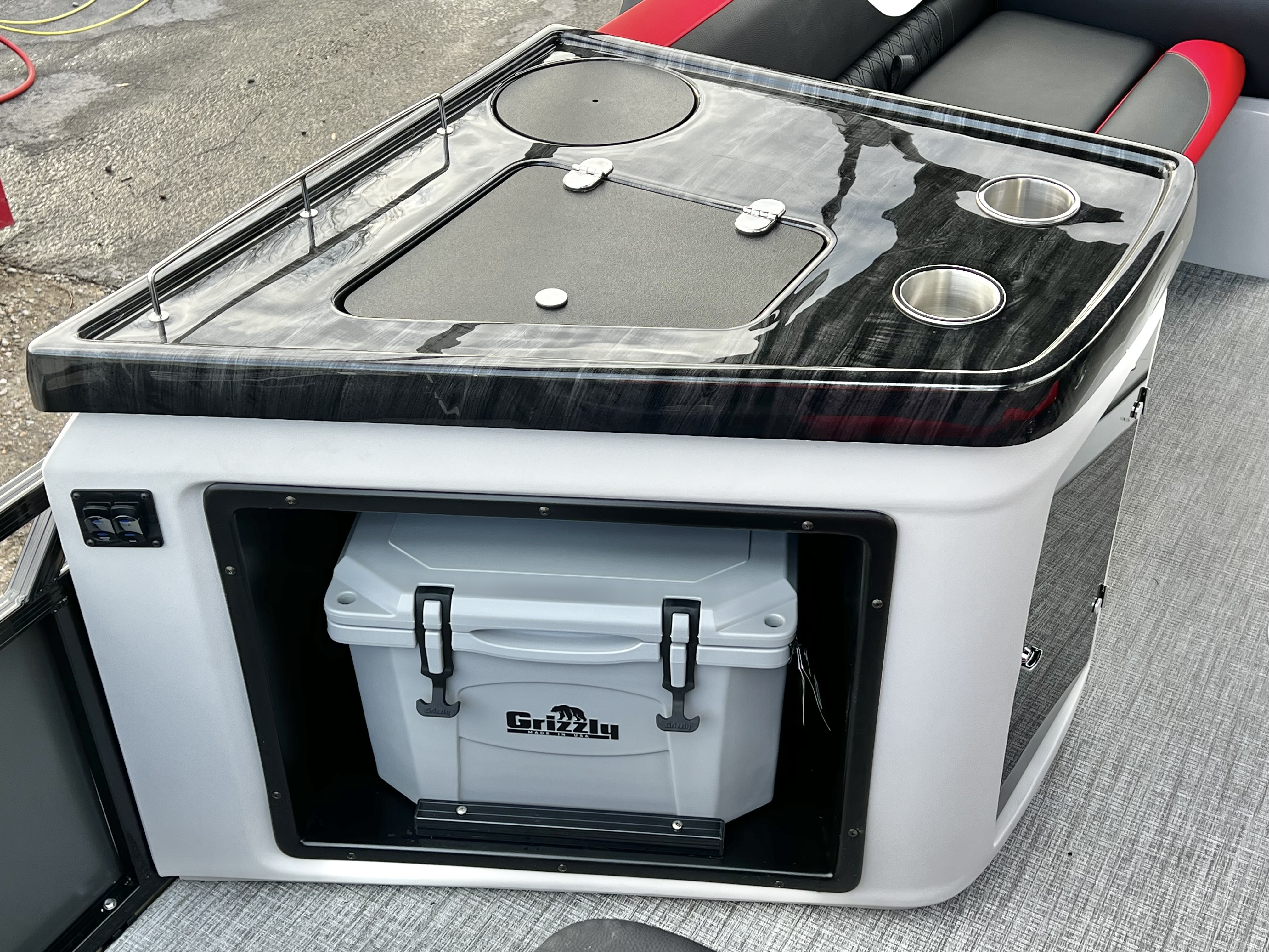 2026 Avalon LSZ 23' Elite Windshield Triple-Toon - IN STOCK - $81,190