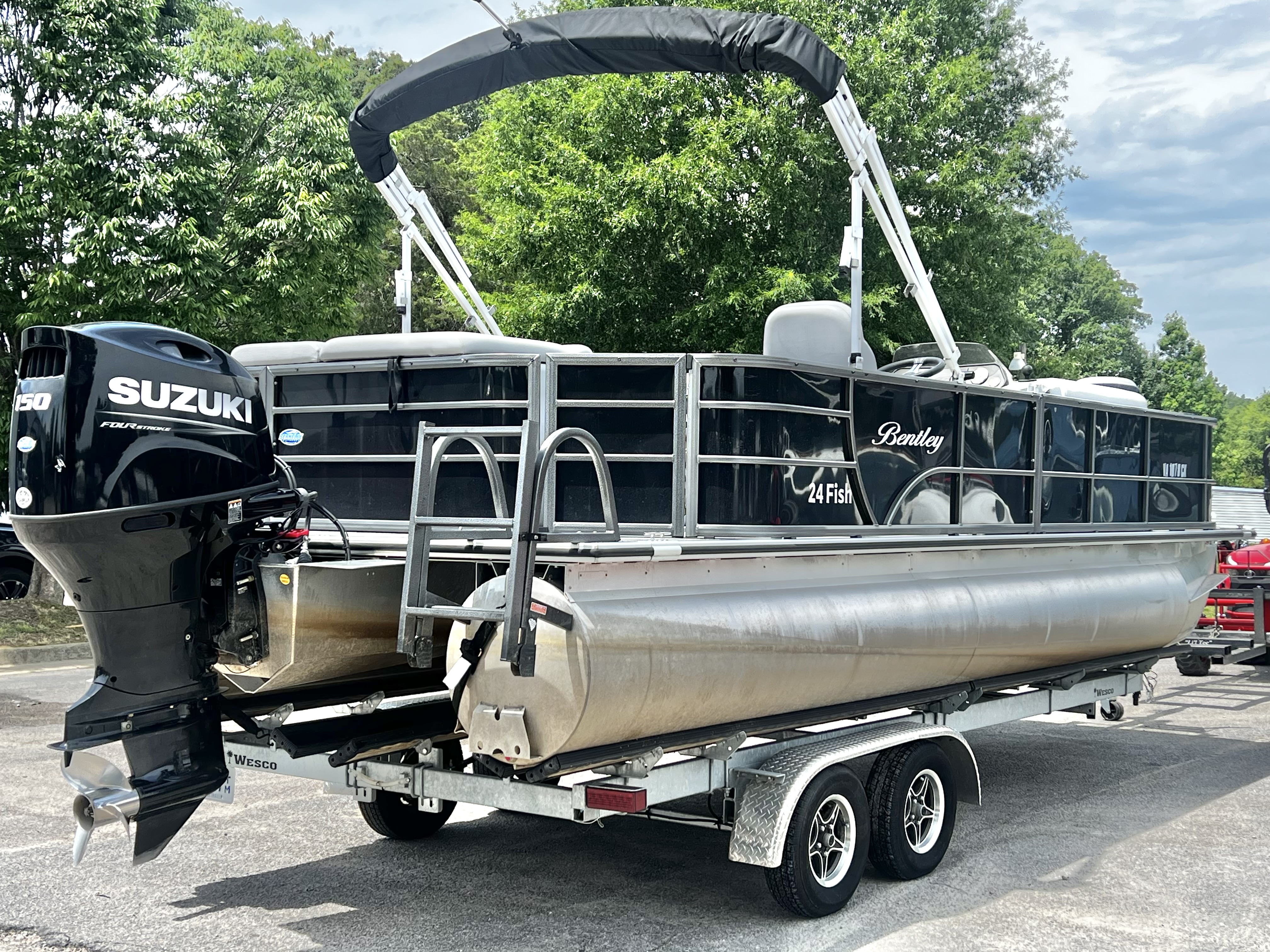 Used 2023 Bentley 243 Fish - Three Quarter Tri-Toon - IN STOCK - 38,995