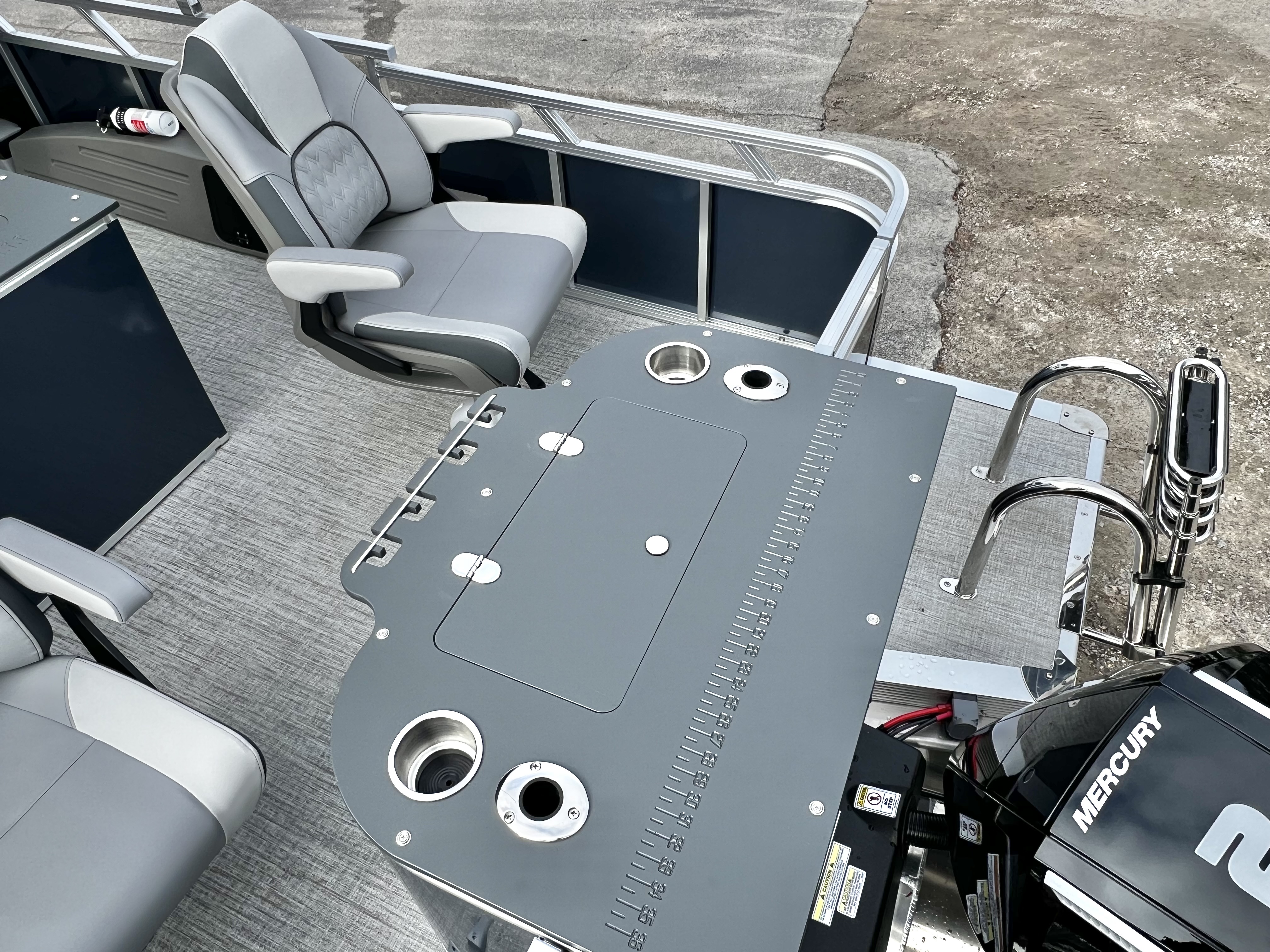 2026 Avalon Venture 85 25' Rear Fish Triple-Toon - IN STOCK