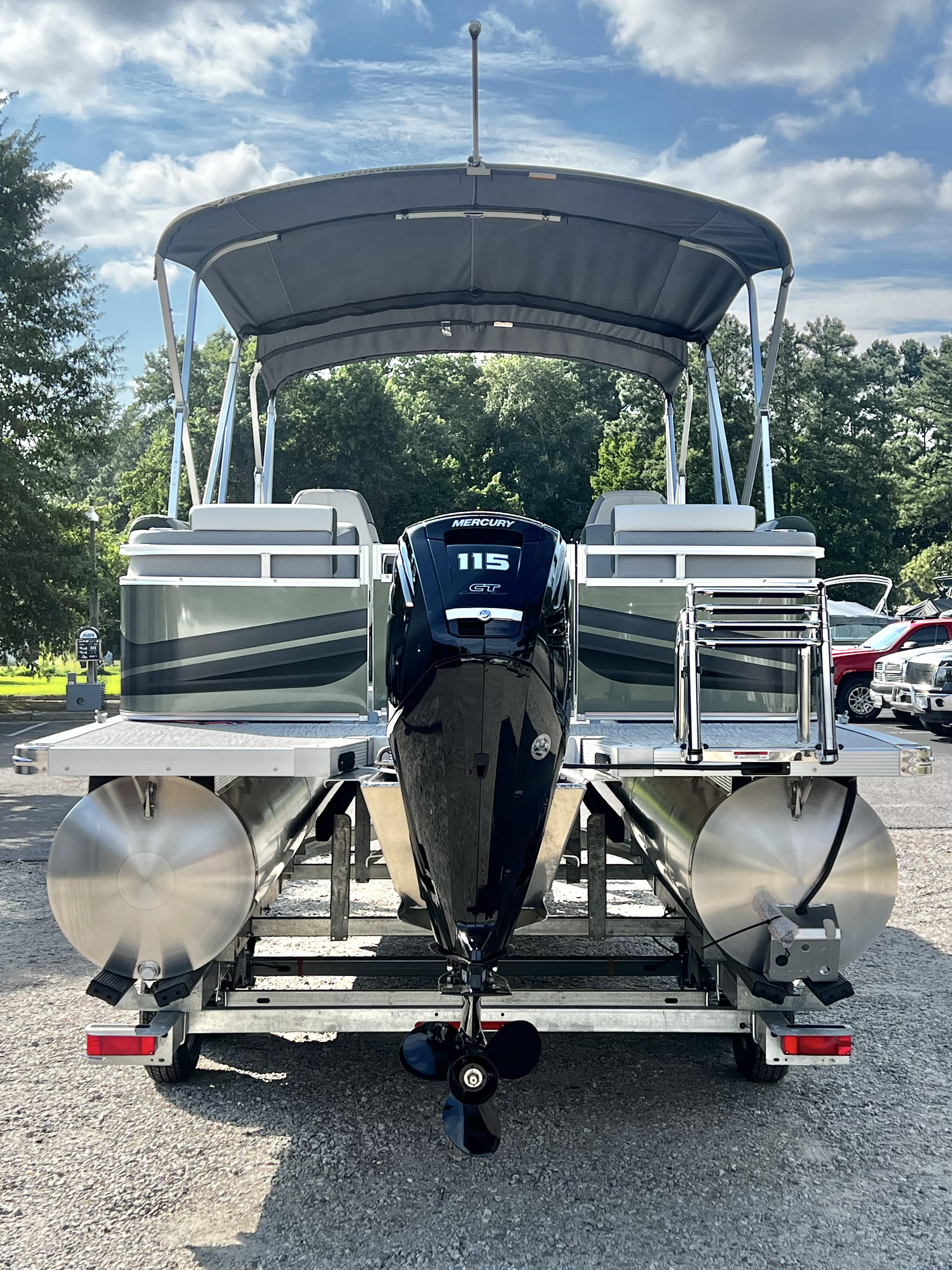 2027 Avalon Venture 85 23' Quad Lounge