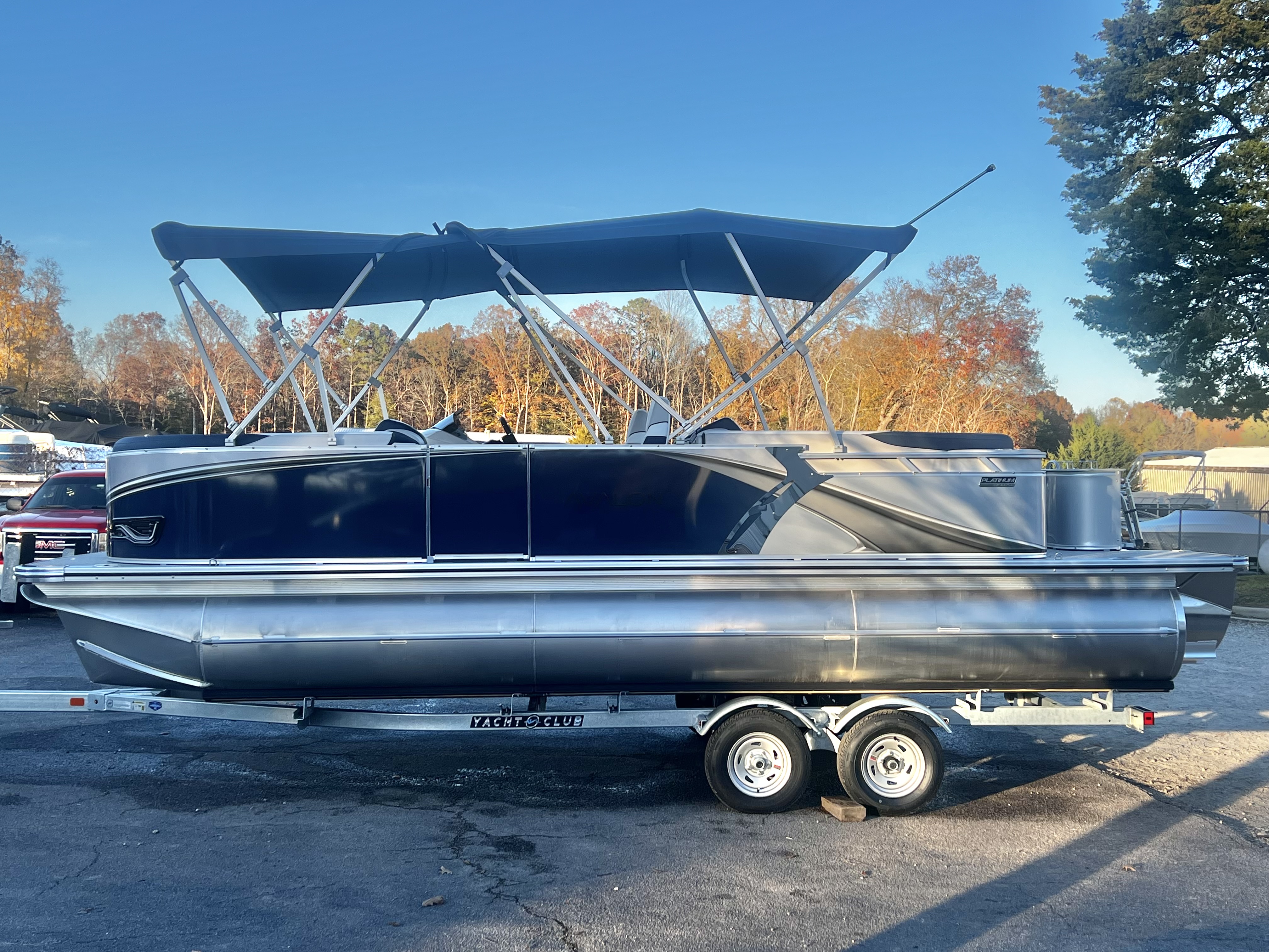 2026 Avalon LSZ 23' Quad Lounge Triple-Toon - IN STOCK - $61,416