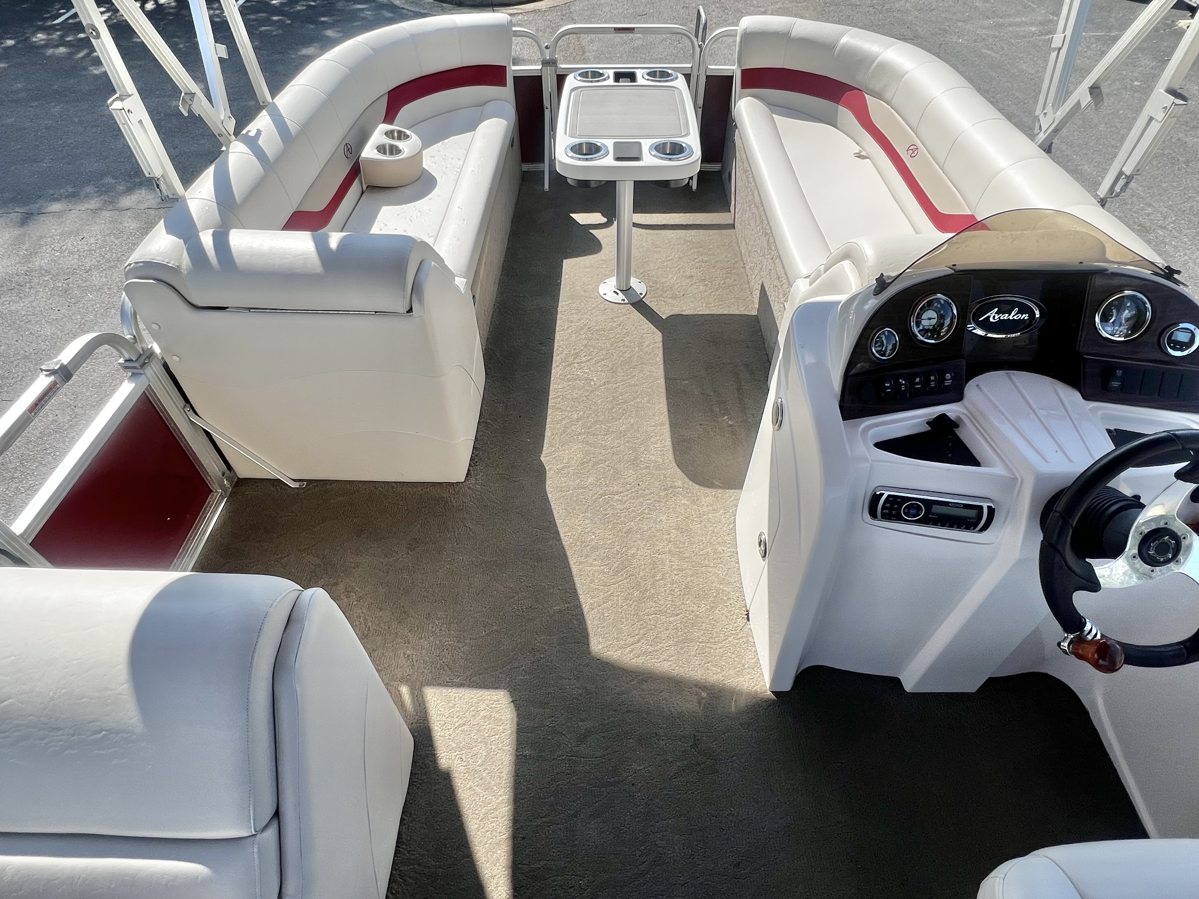 Used 2014 Avalon LS 23' Cruise