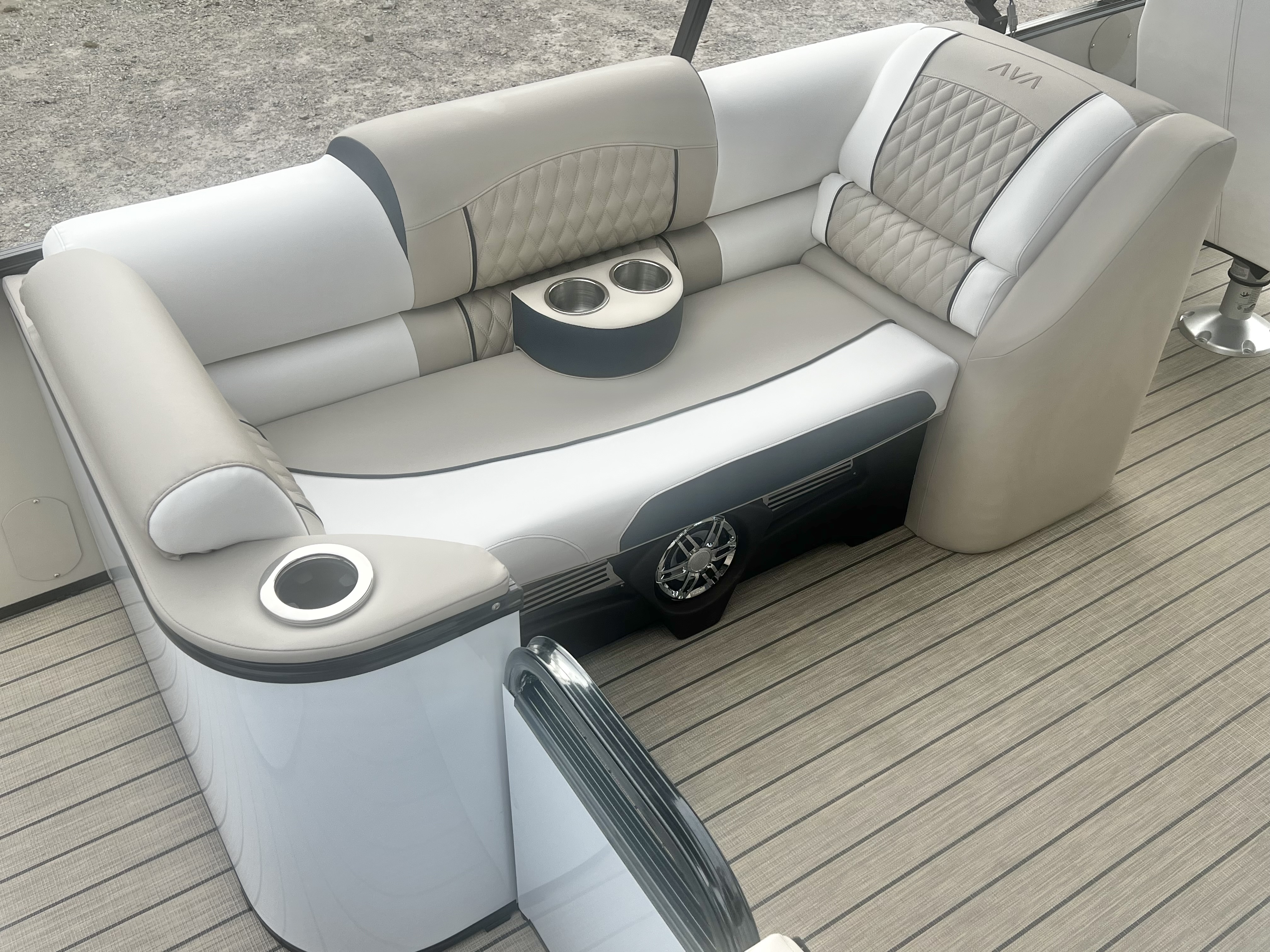 2026 Avalon Catalina 23' Quad Lounge Triple-Toon - IN STOCK