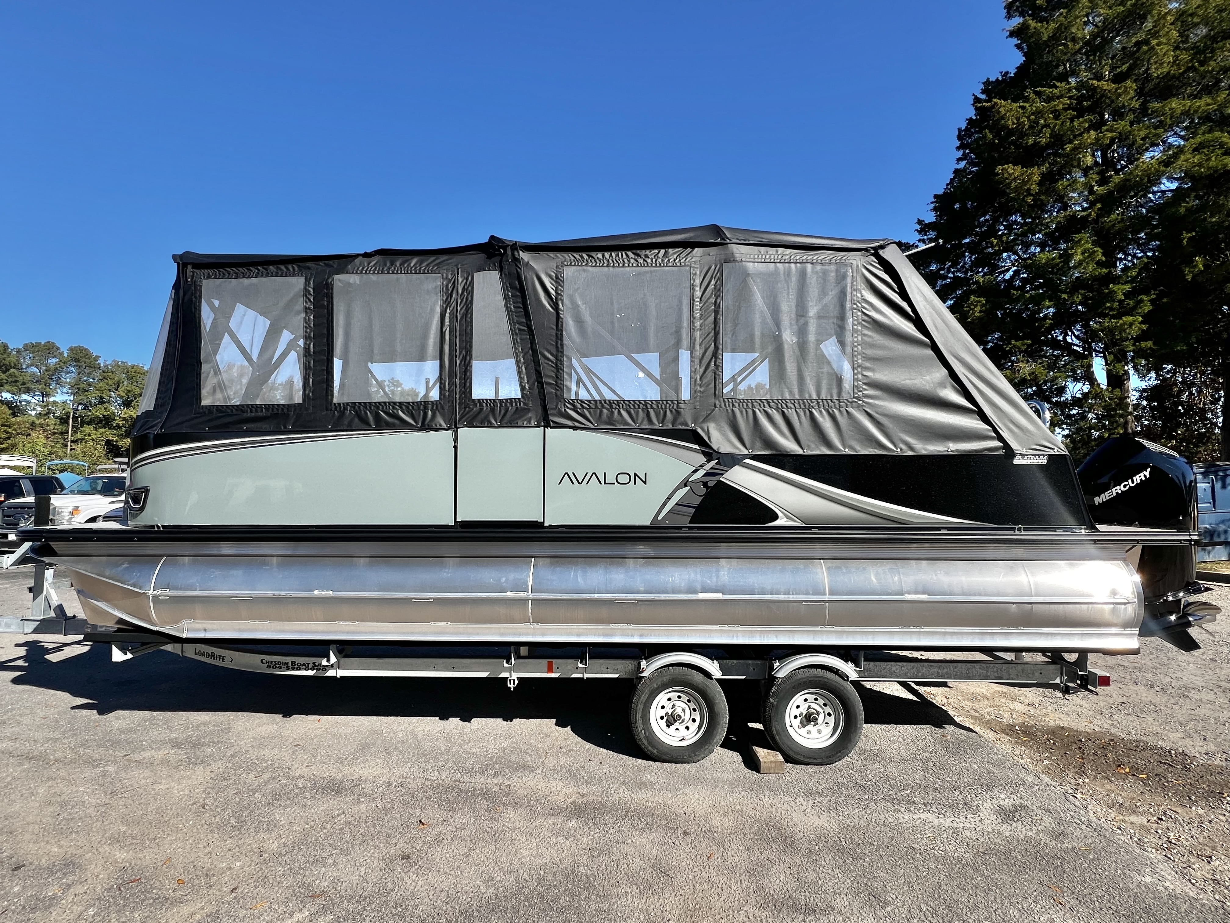 2026 Avalon LSZ 25' Entertainer Triple-Toon - IN STOCK