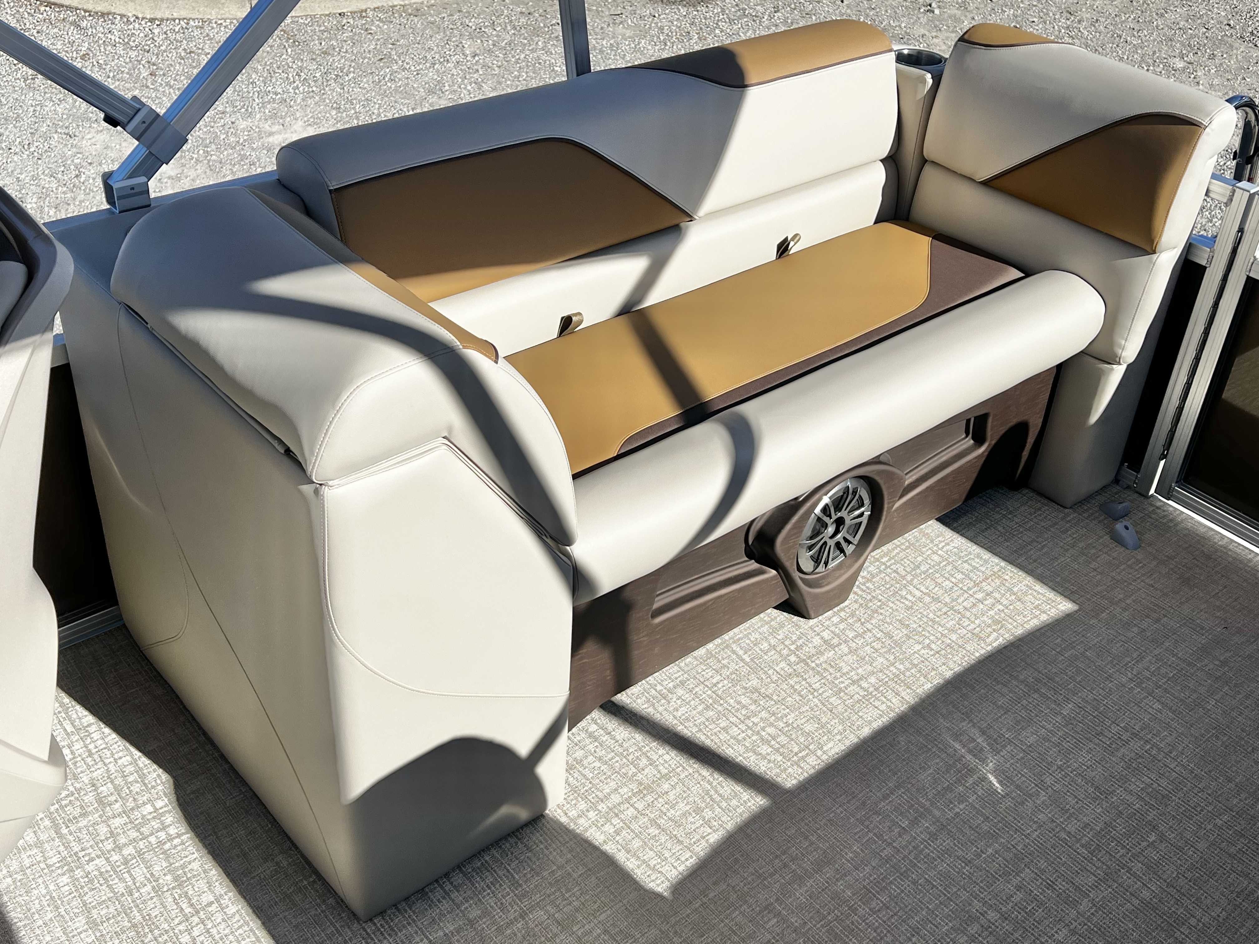 2026 Avalon Venture 21' Quad Lounge - IN STOCK - $40,451