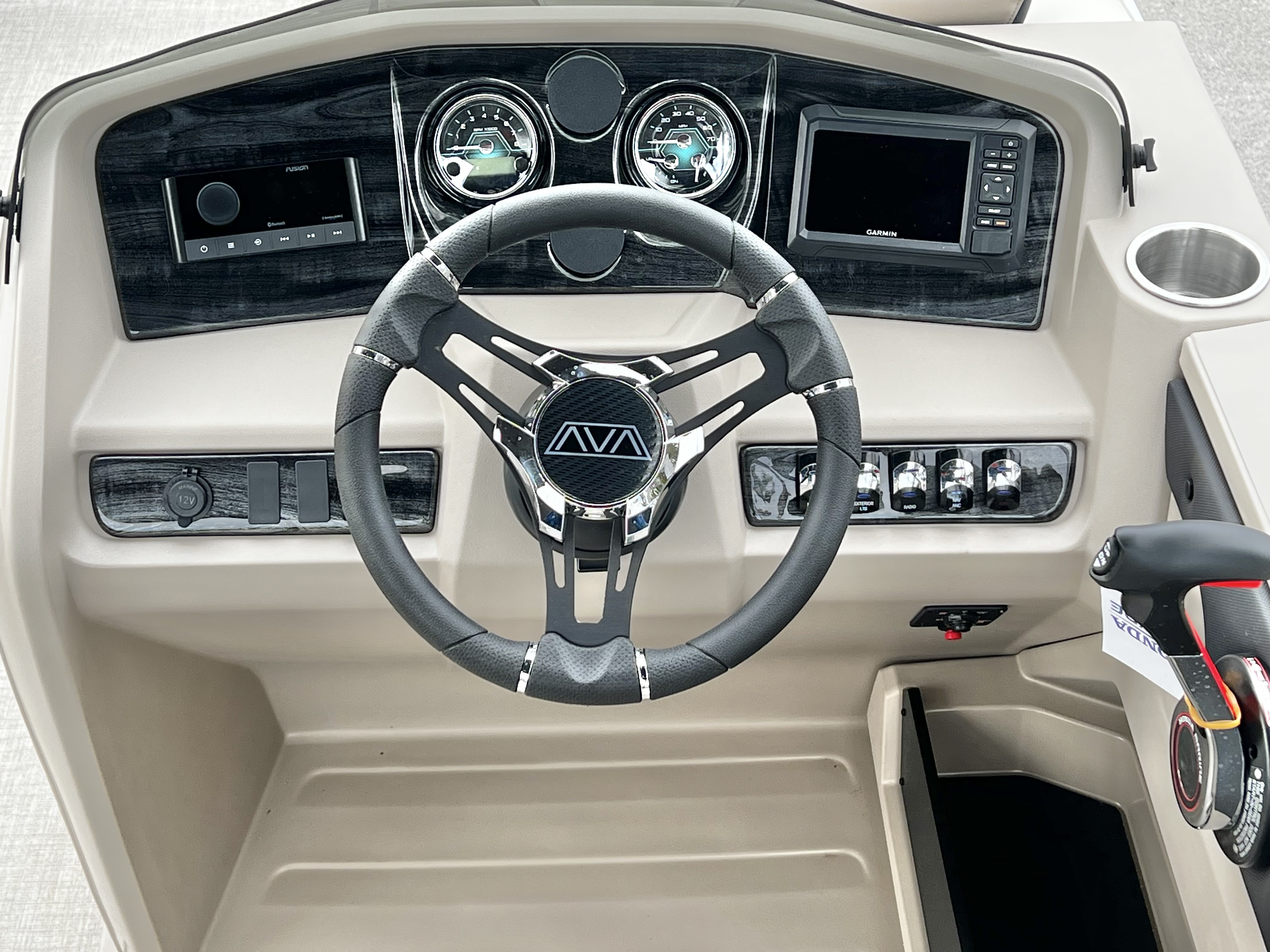 2026 Avalon LSZ 23' Quad Lounge Triple-Toon - IN STOCK - $70,997