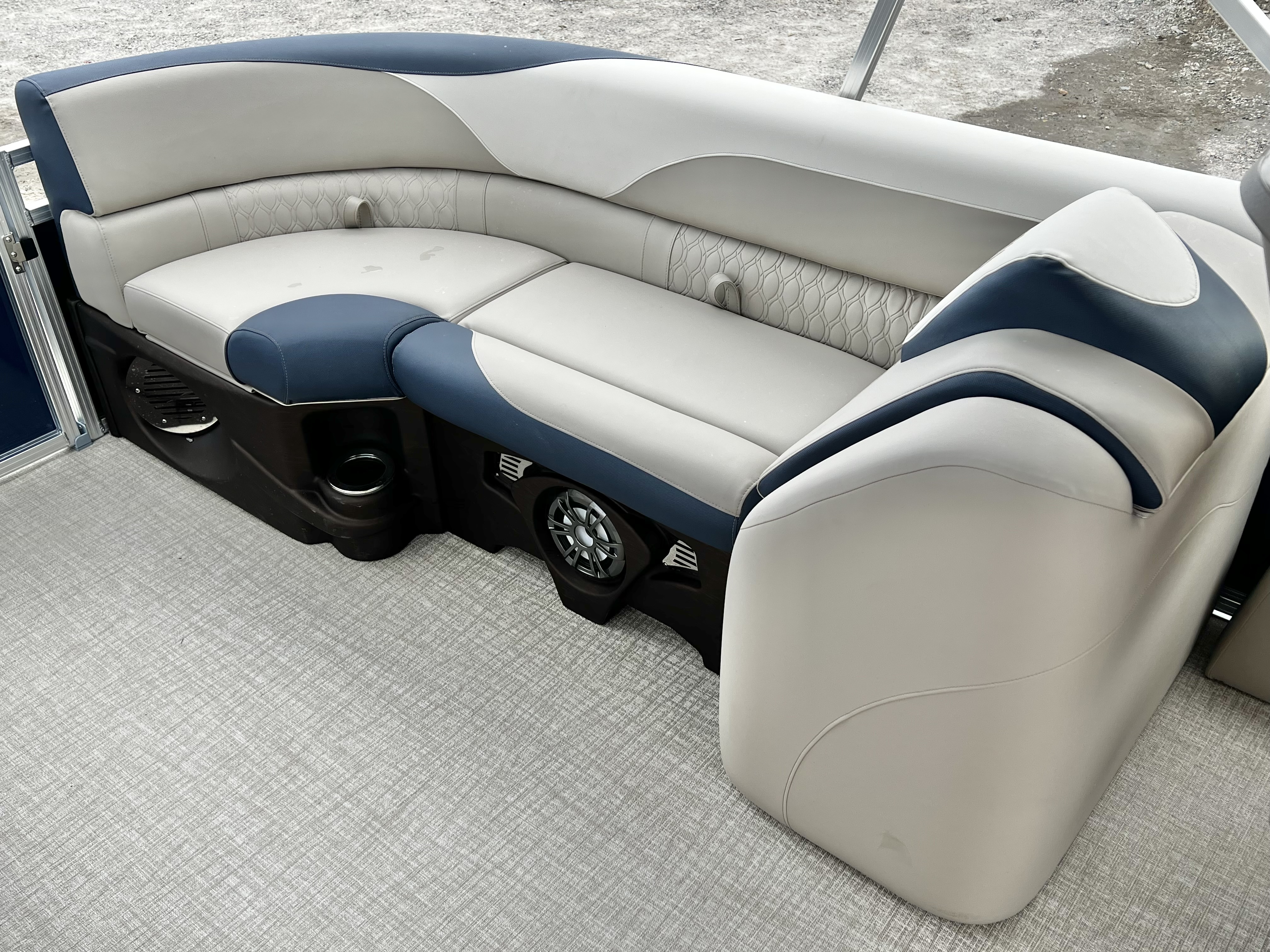 2026 Avalon LSZ 23' Quad Lounge Triple-Toon - IN STOCK - $70,997