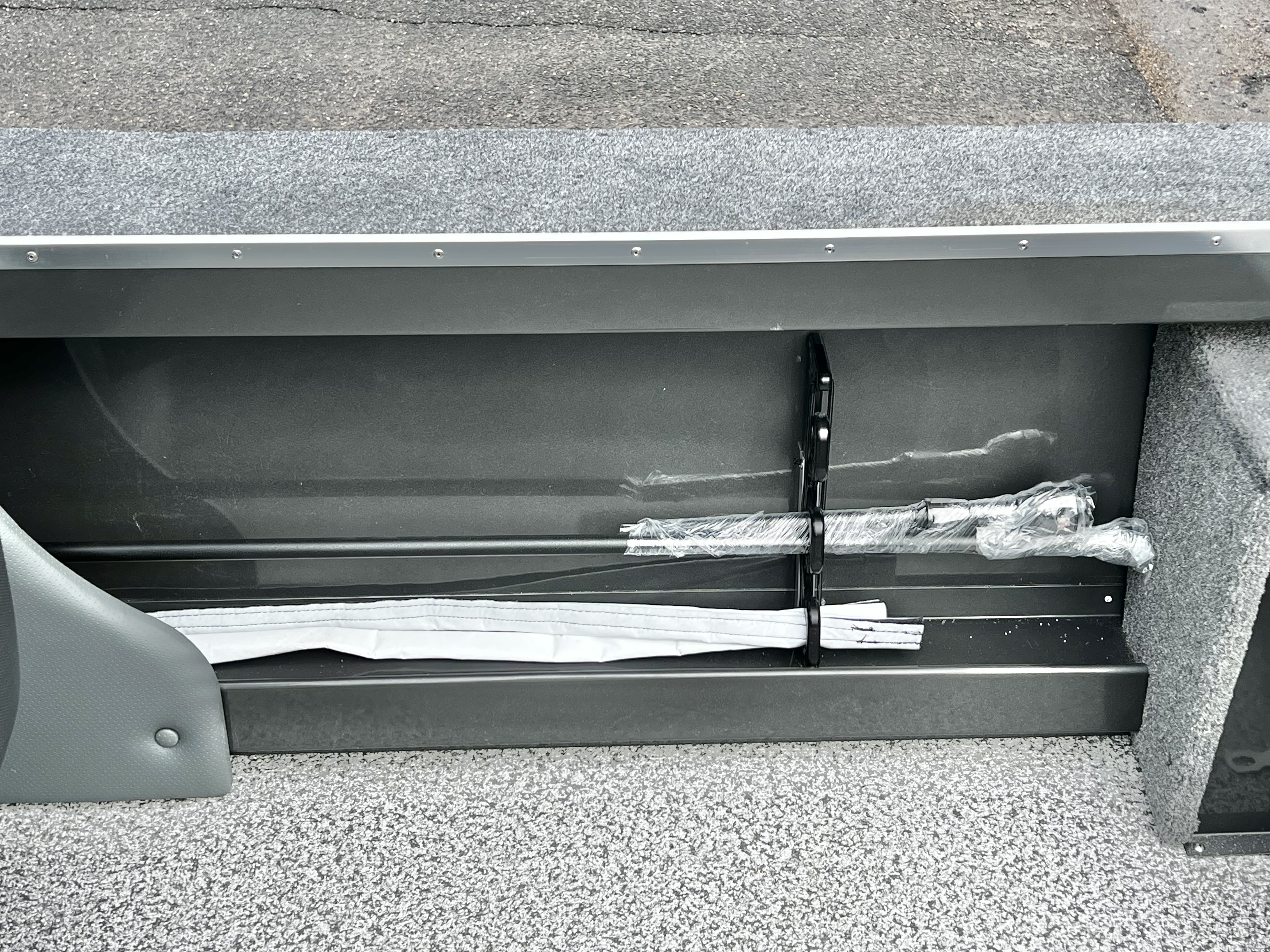 2026 Mirrocraft 1628 Holiday