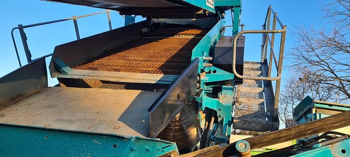 Used 2005 Powerscreen Chieftain 1400