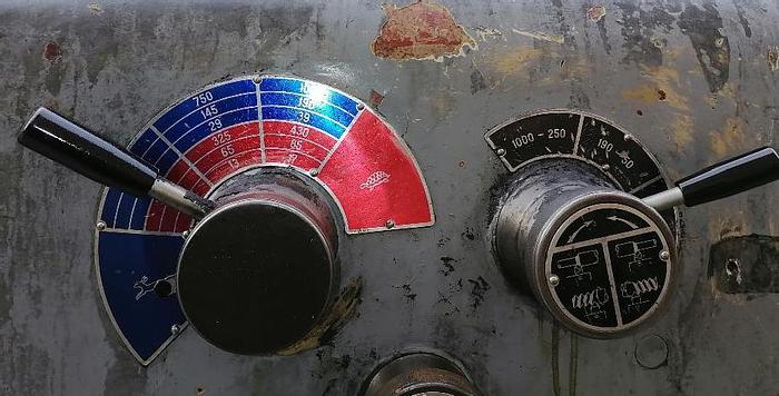 Usato TORNIO ANSELMI DA 3000 X320, FORO PASSAGGIO BARRA DIAM.85