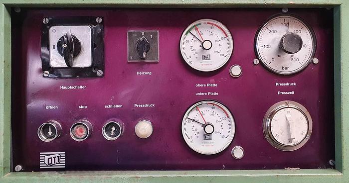 Used 1979 OTT  Veneer press  JU 65