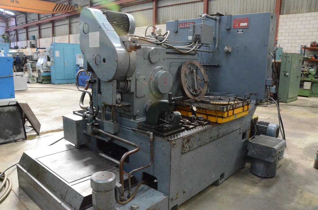 Usado GLEASON 726 Talladoras de grupos conicos #7345