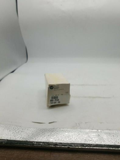 ALLEN BRADLEY 800H-PR16 SER. F