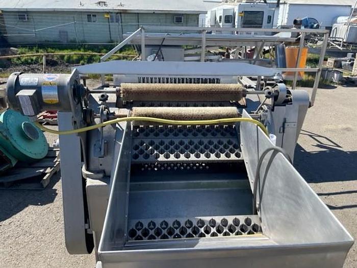 Used Herbort Model 27 Plum Pitter / Halver